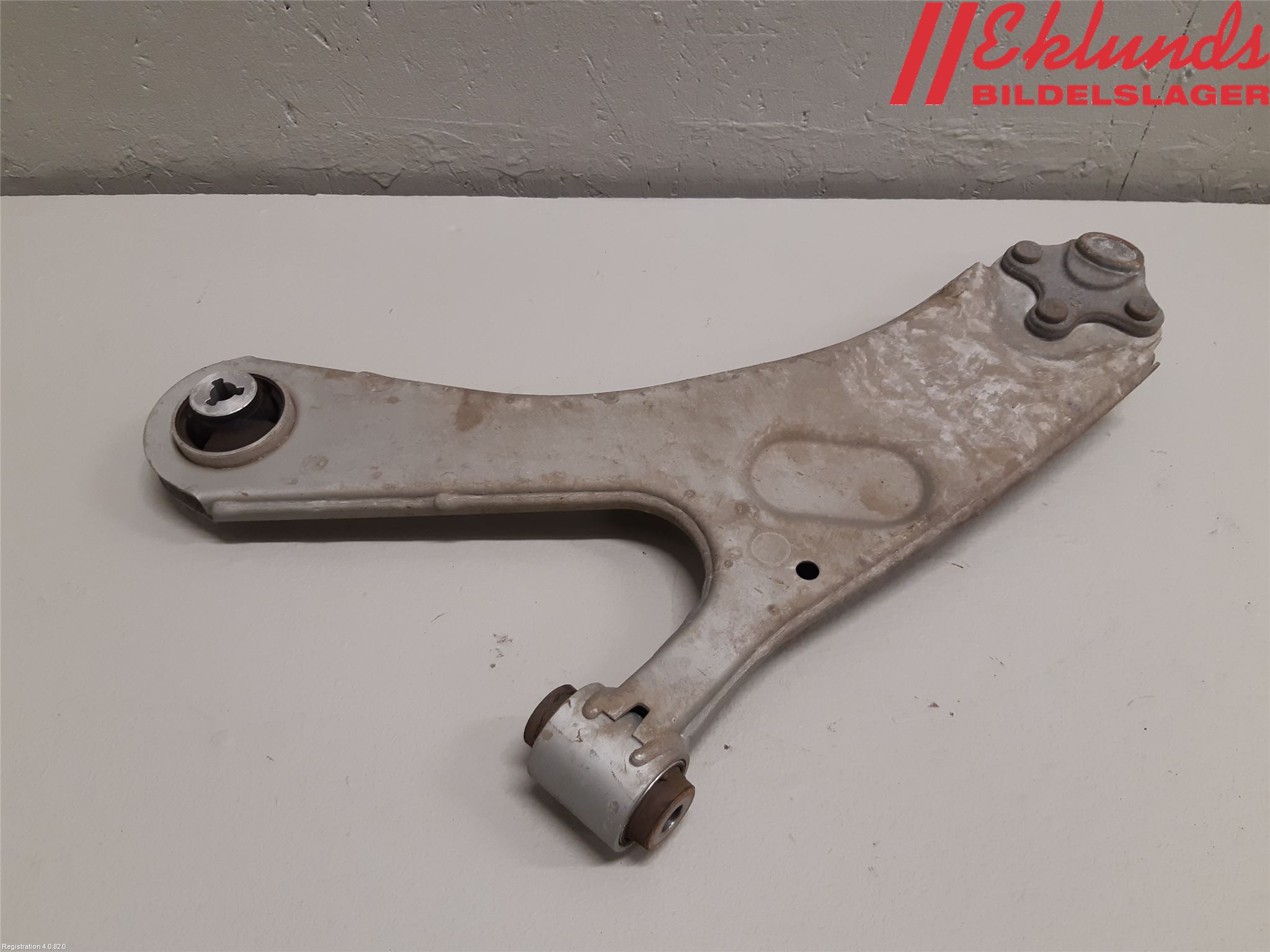 Peugeot 2008 13-20 Bärarm Fram Undre Hö