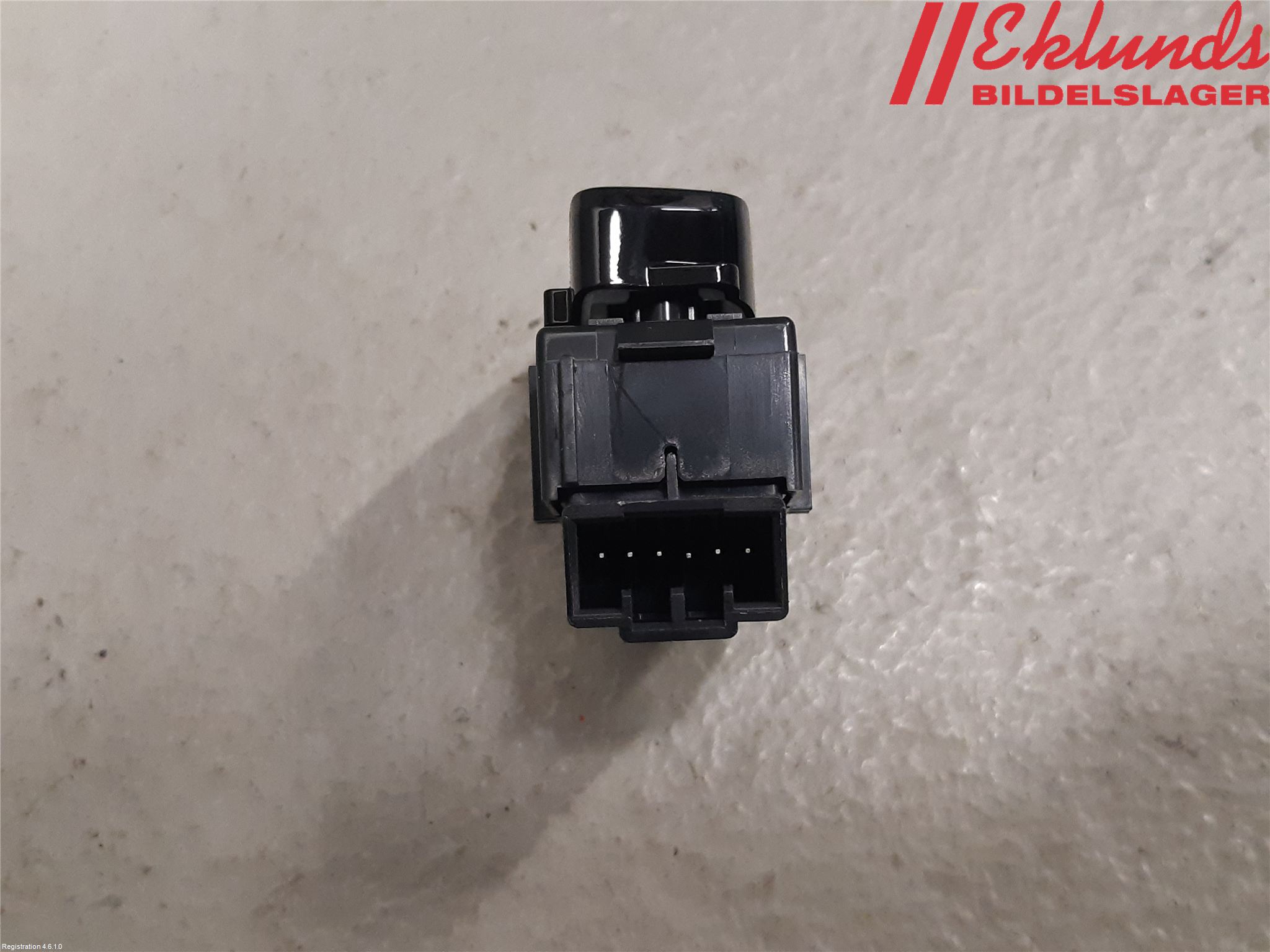 Volvo XC90/RECHARGE 16- Strömställare Centrallås