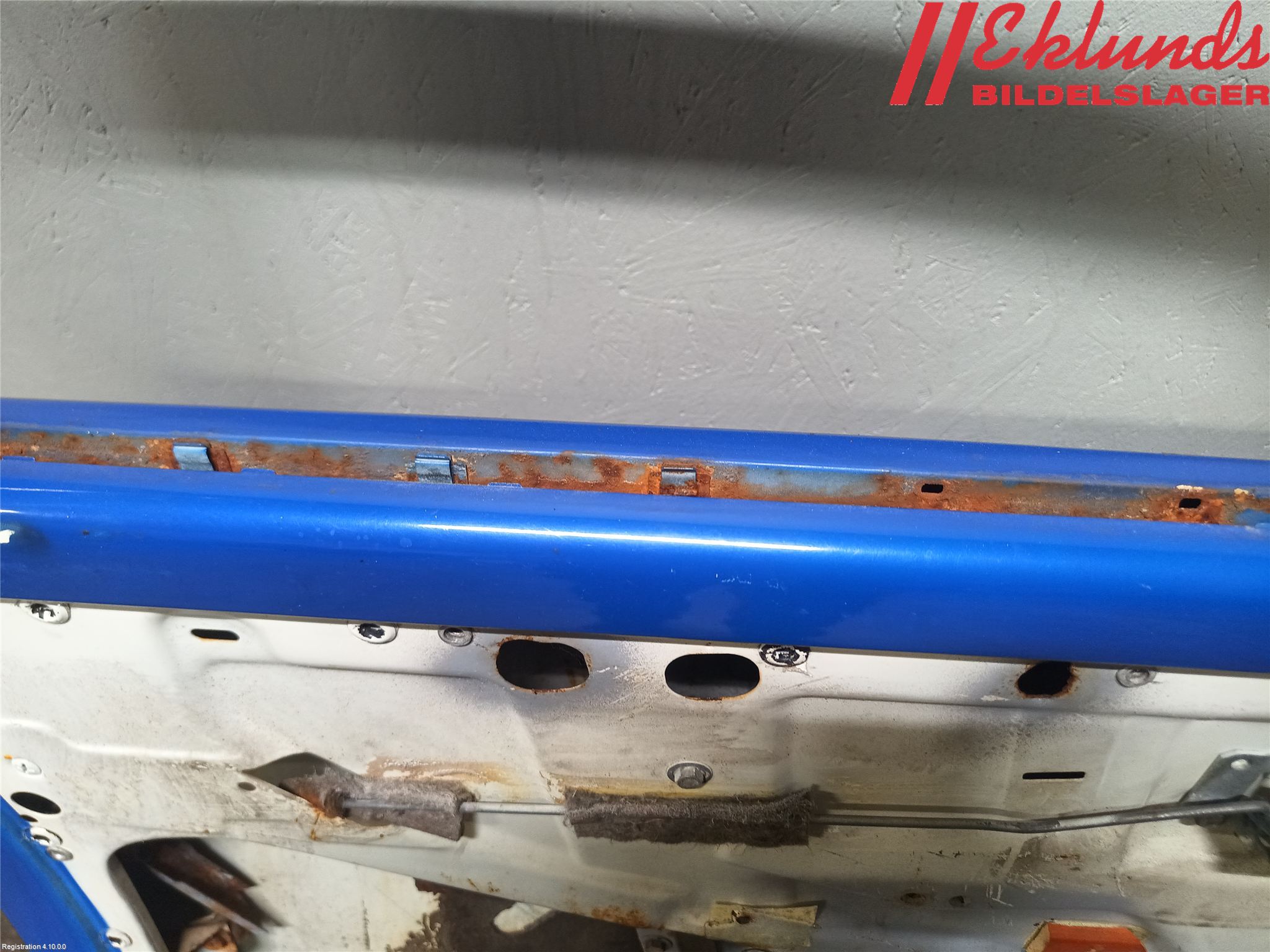 Volkswagen VW 1303 Dörr Fram Vänster