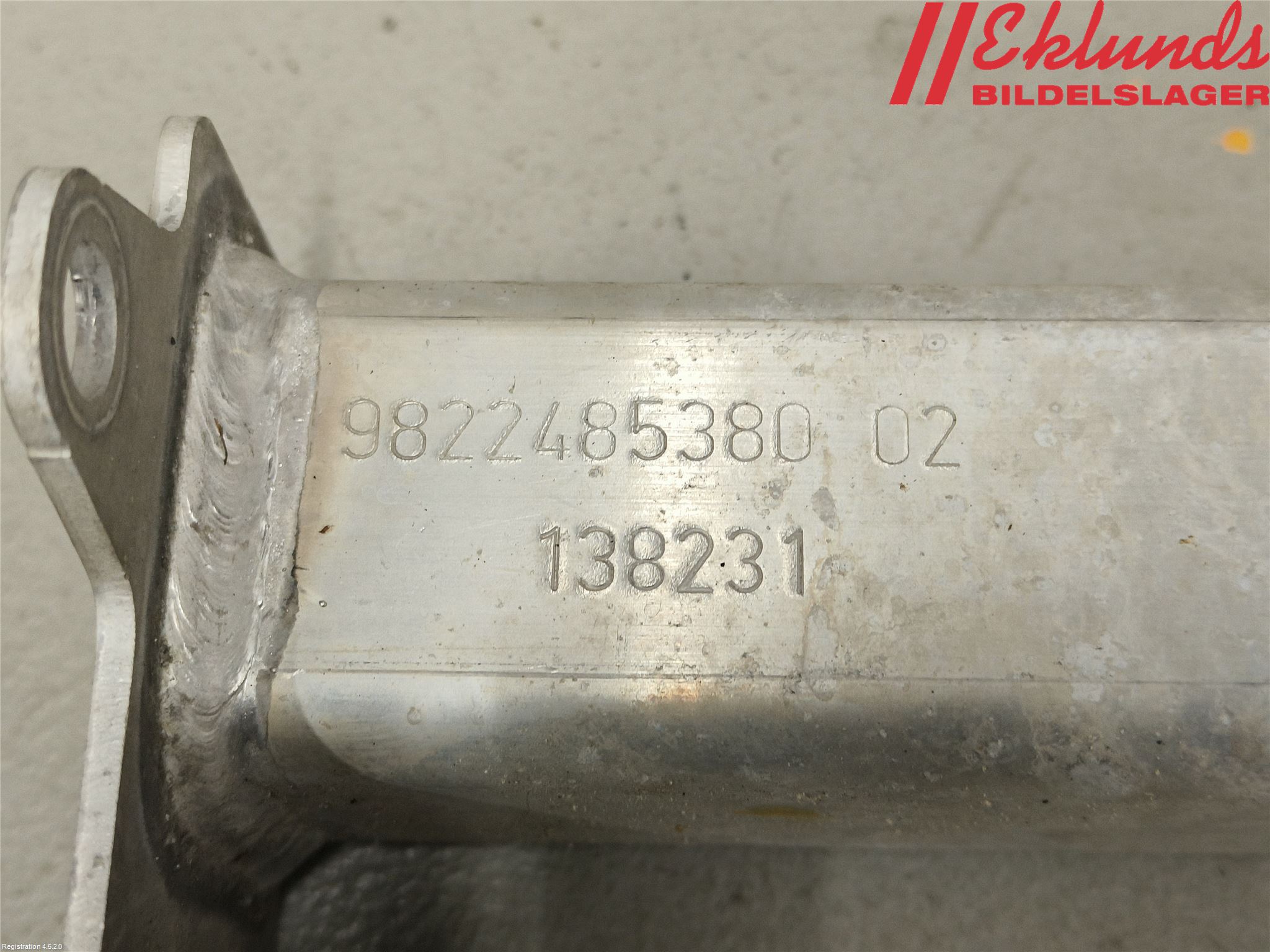 Peugeot 2008/E-2008 20- Stötfångarbärjärn Fram