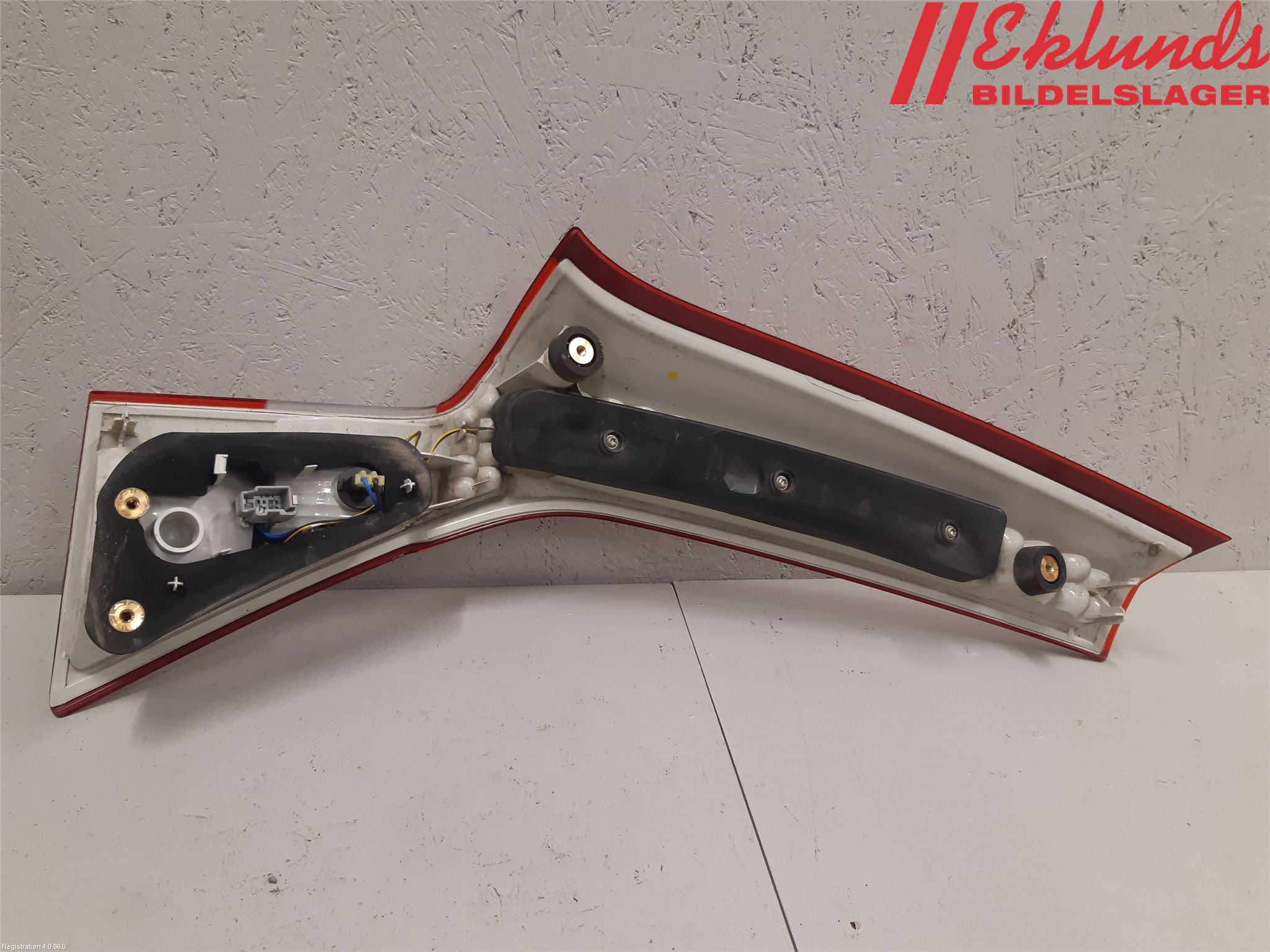 Volvo XC70 08-13 Bakljus Lucka Hö