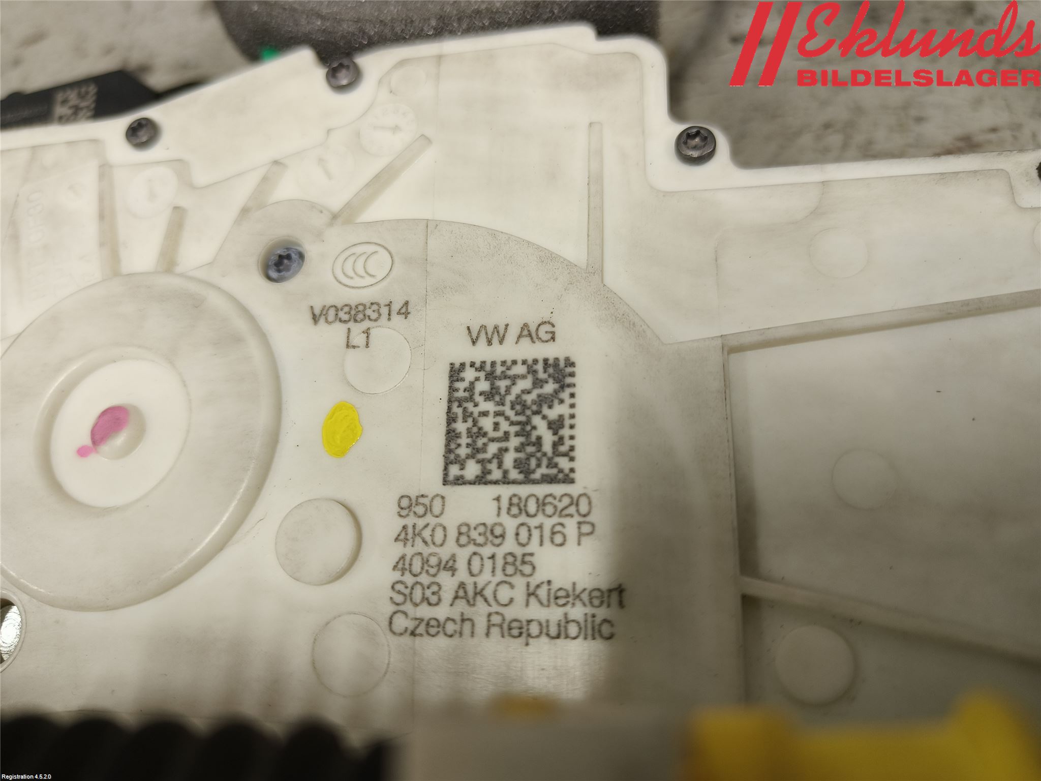 Audi A6 F2/C8 19- Låskista-Dörrlås