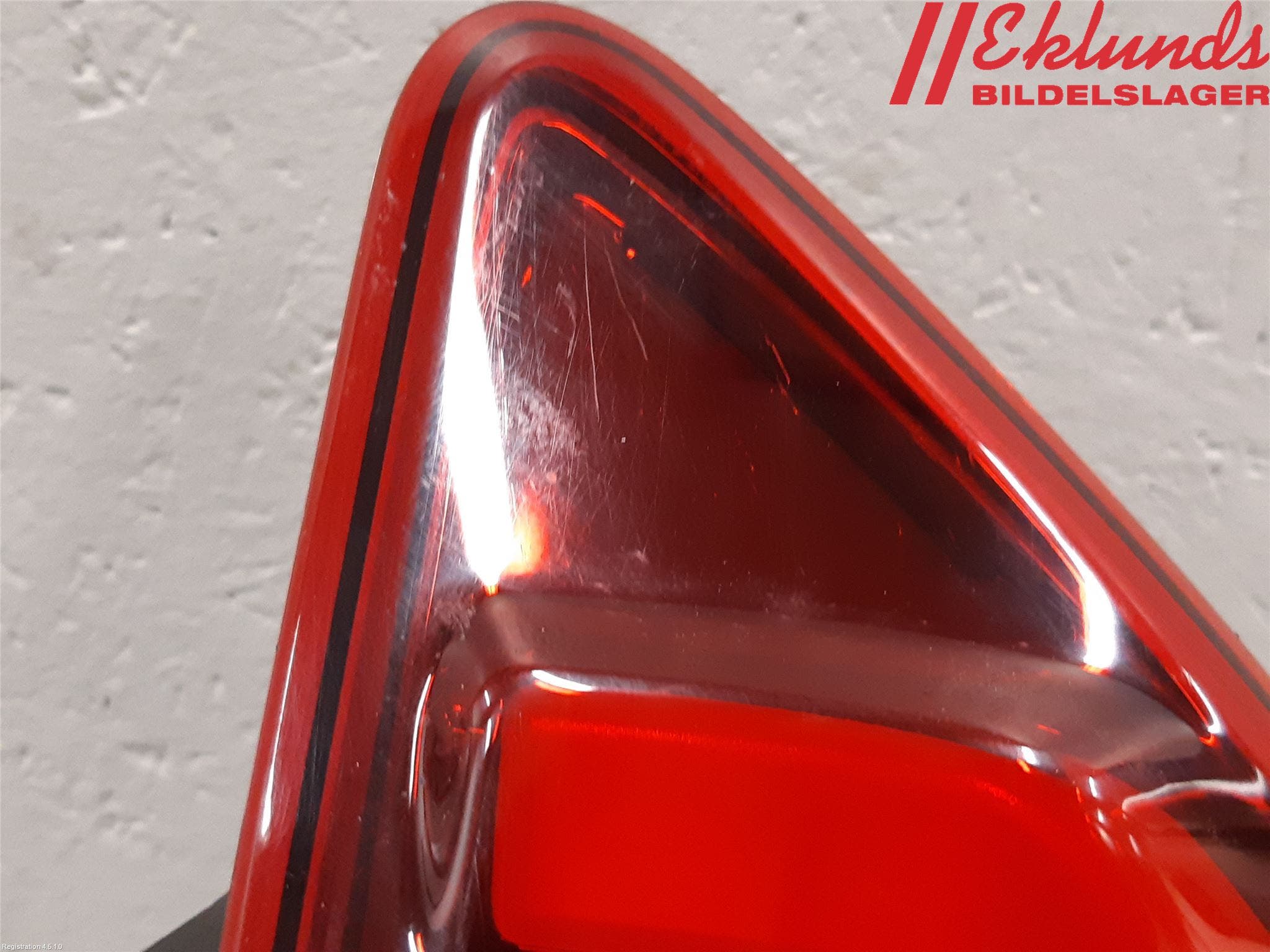 Peugeot 3008 09-16 Bakljus Lucka Hö