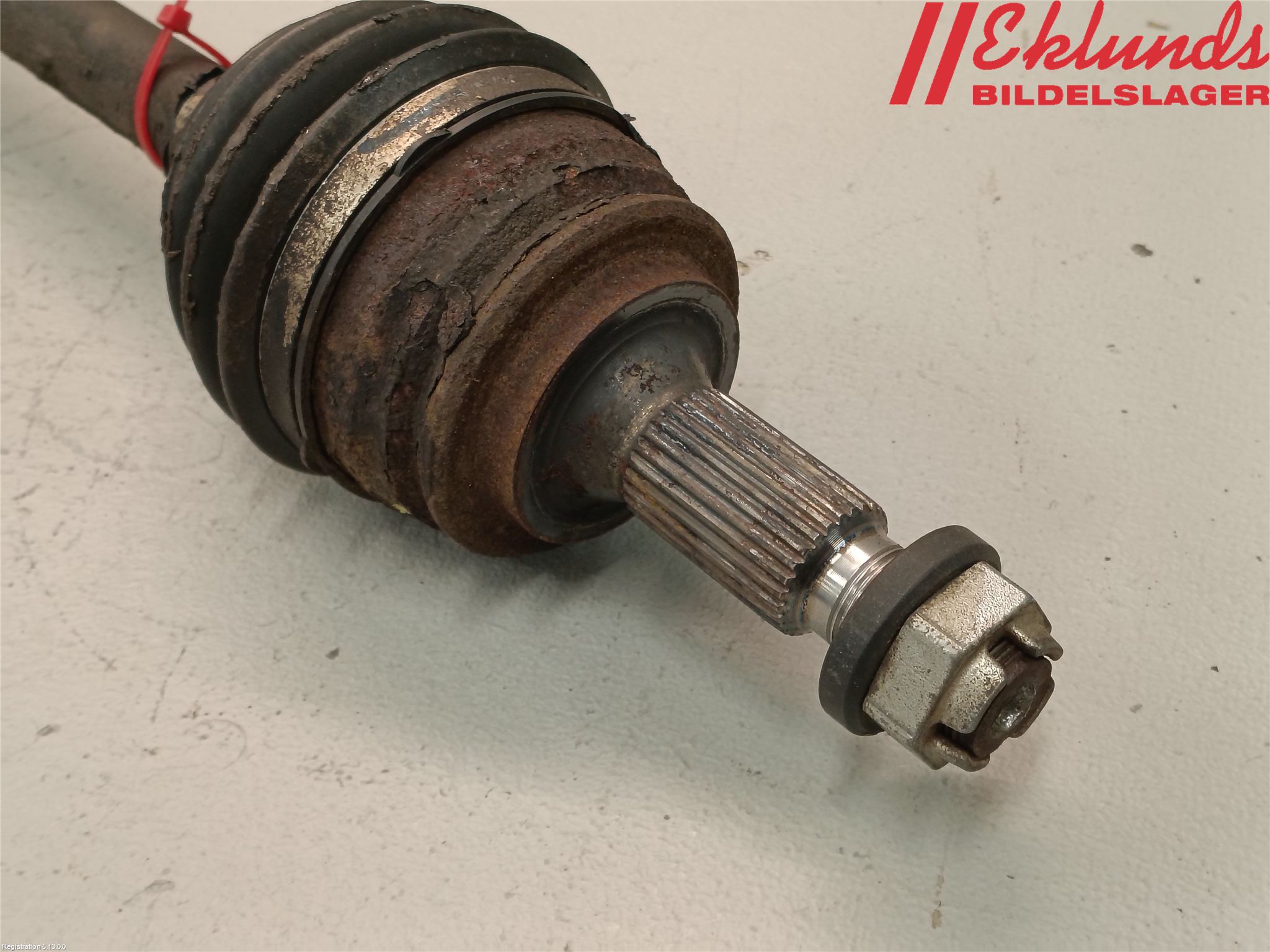 Peugeot 308 14-21 Drivaxel Fram Vänster