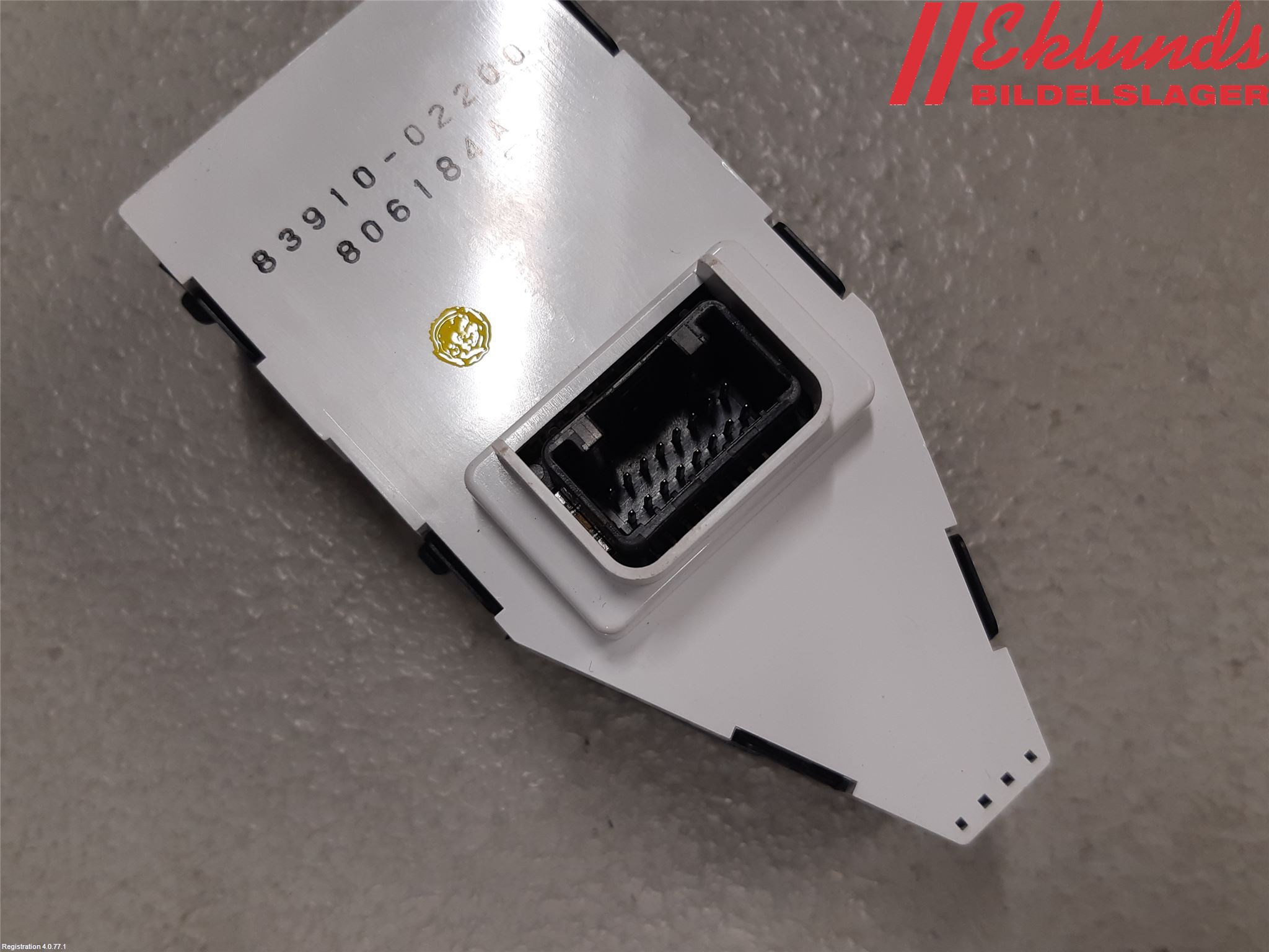 Toyota AURIS 13-19 Instrument Klocka