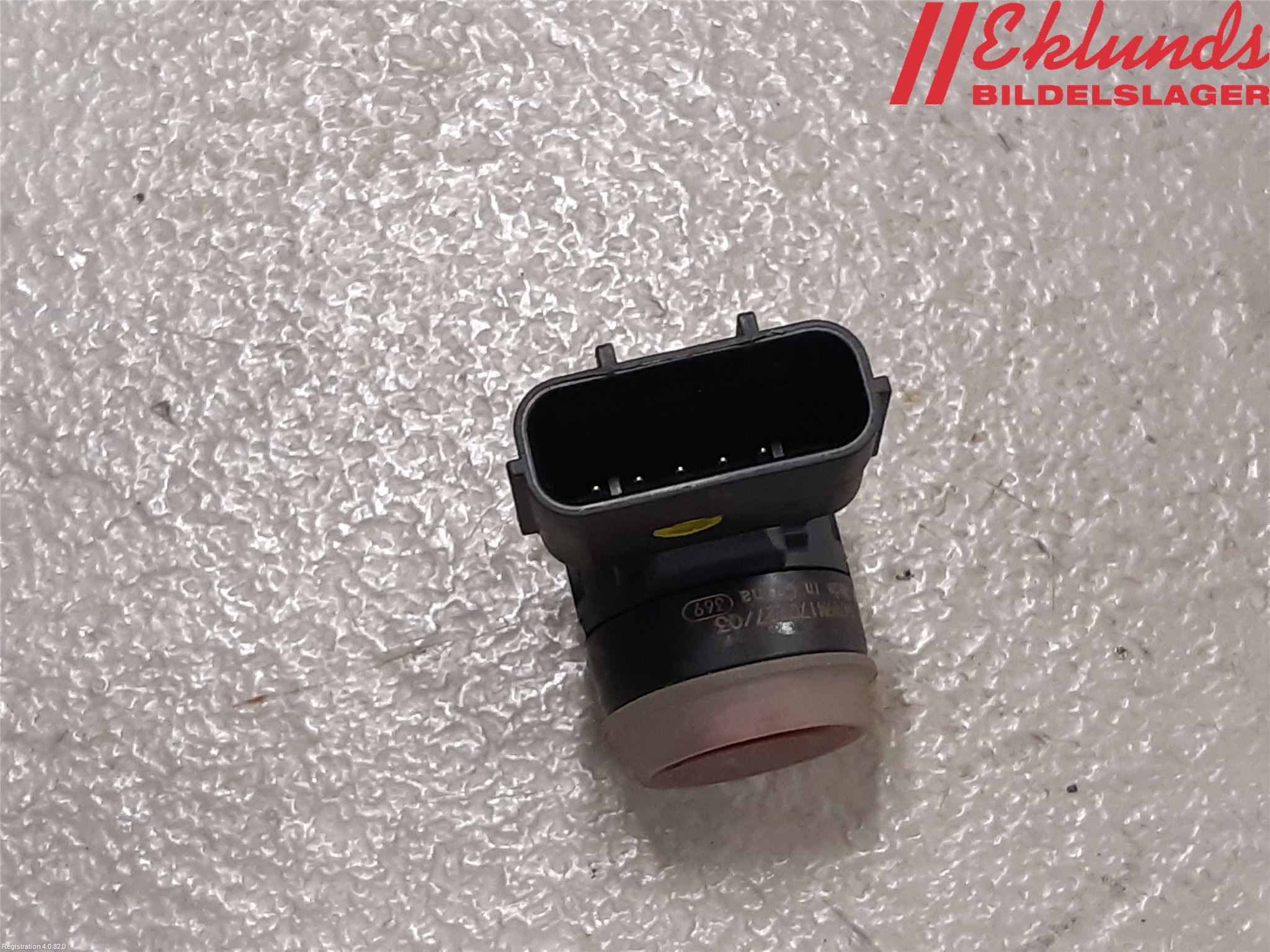 Honda CR-V 13-18 Parkeringshjälp Frontsensor