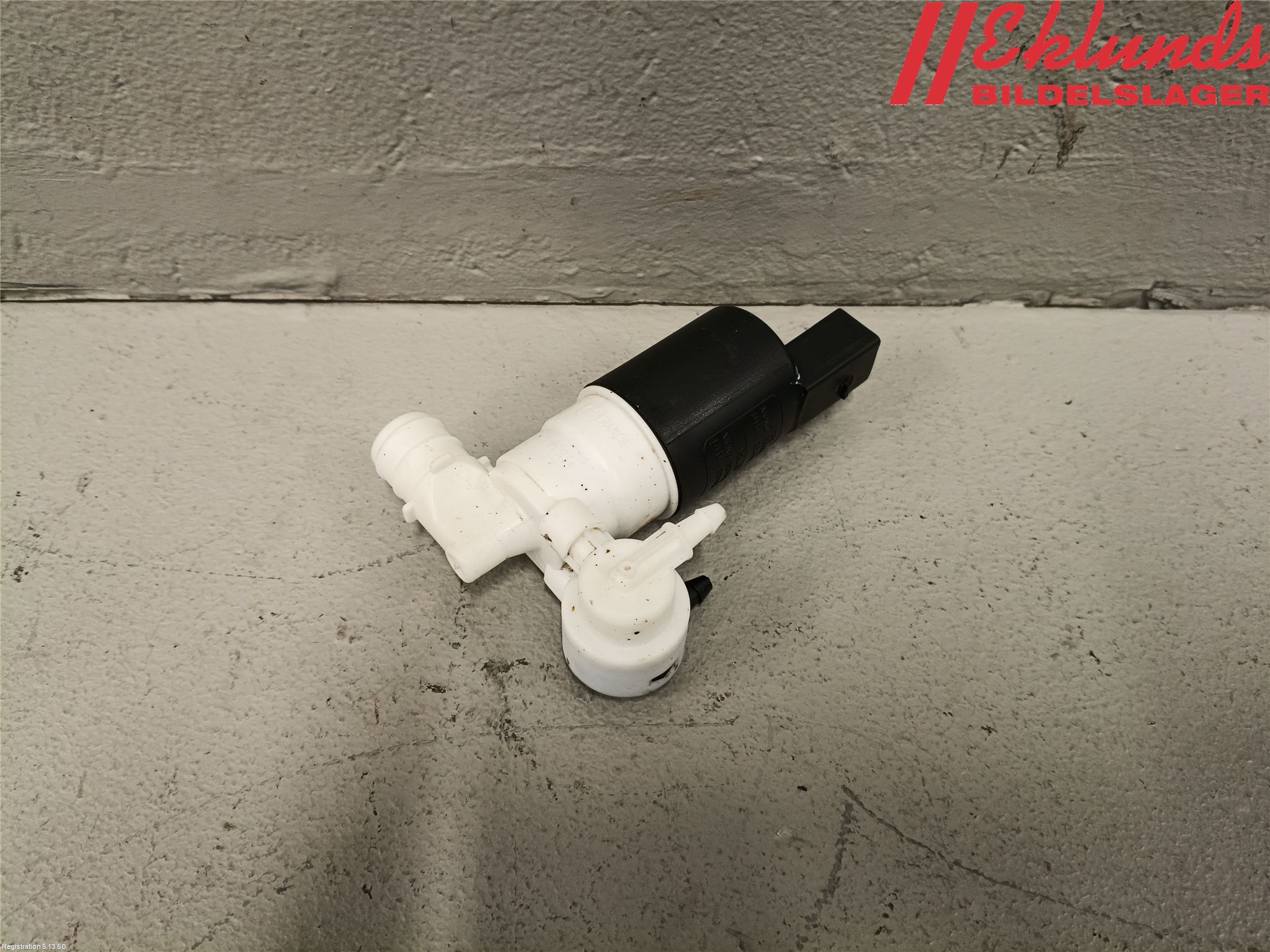 Volvo V60 14-18 Spolarpump Vindruta