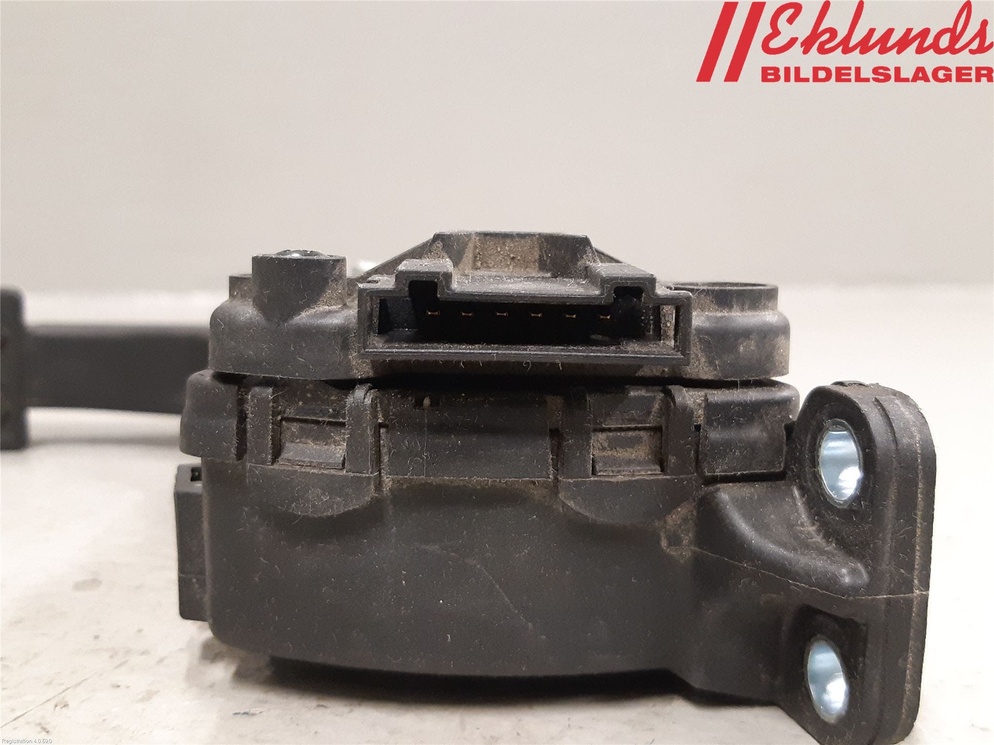 Volkswagen VW AMAROK 2H 10-22 Gaspedal