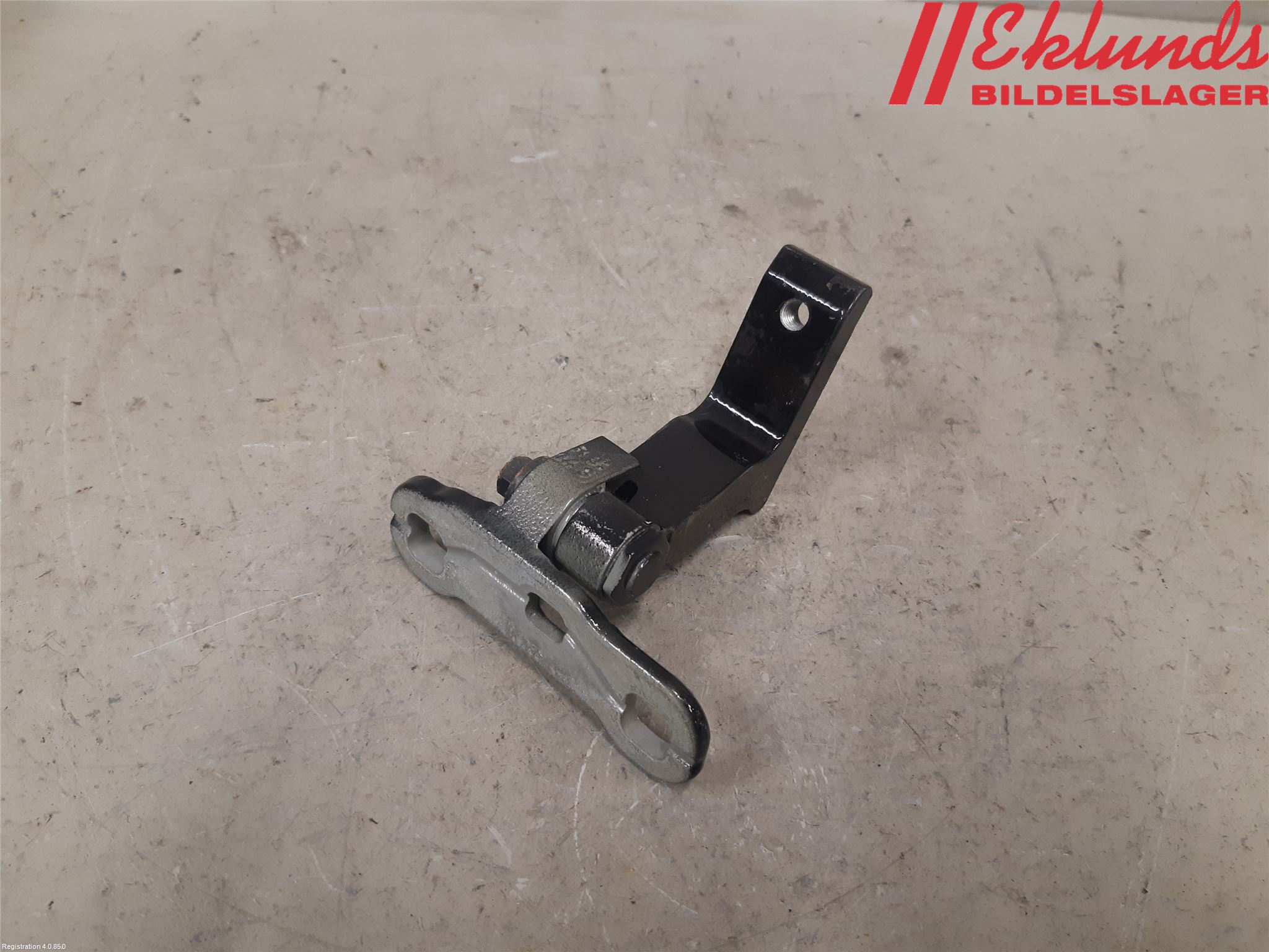 Volvo V90 17->> Dörrgångjärn