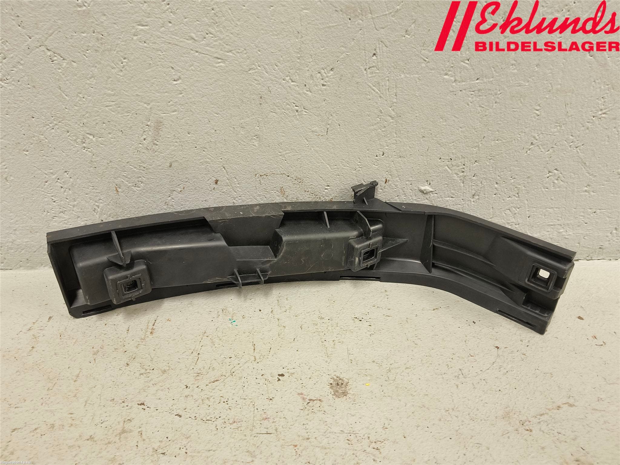 Volvo S80 07-13 Stötfångarfäste Bak Hö