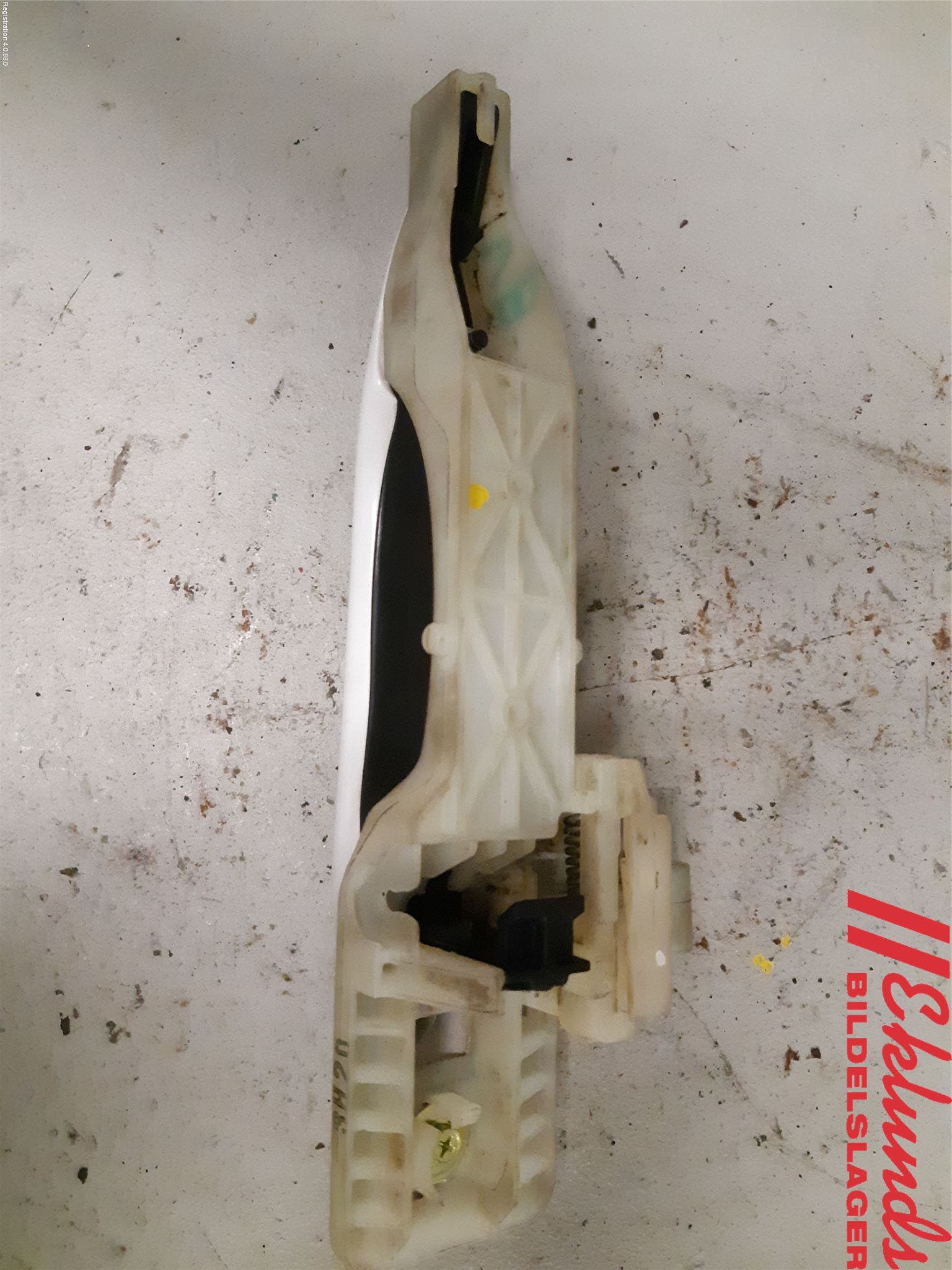 Hyundai i40 08-15 Dörrhandtag Yttre Vä