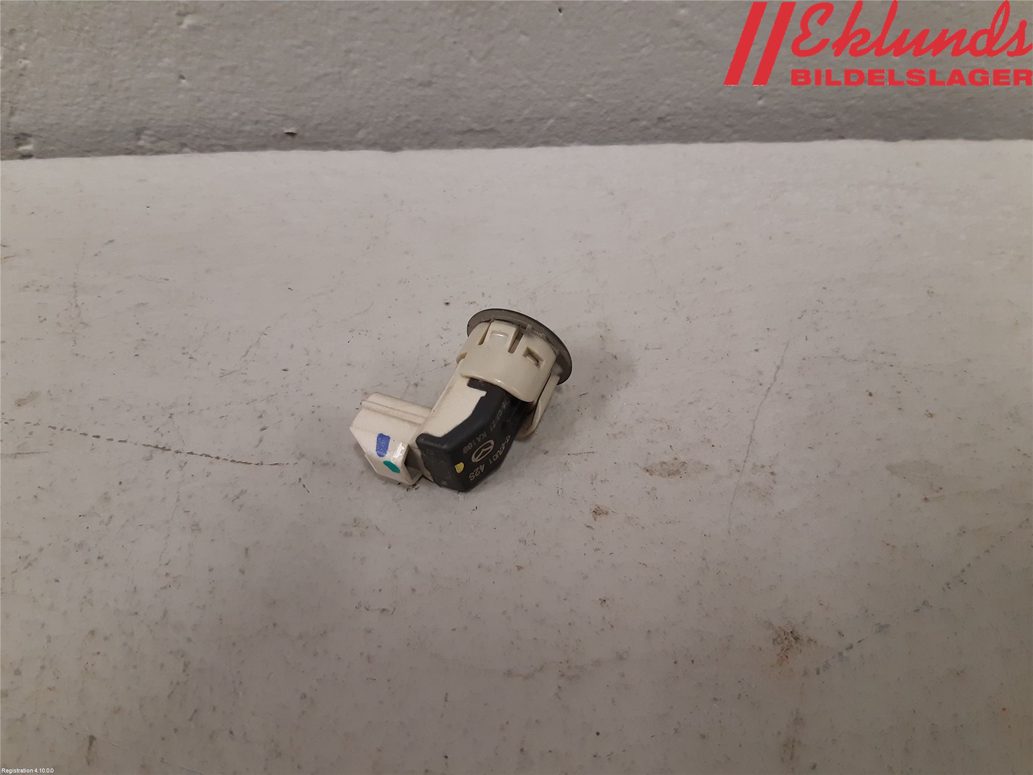 Mazda 2 (DJ) 15-22 Parkeringshjälp Backsensor