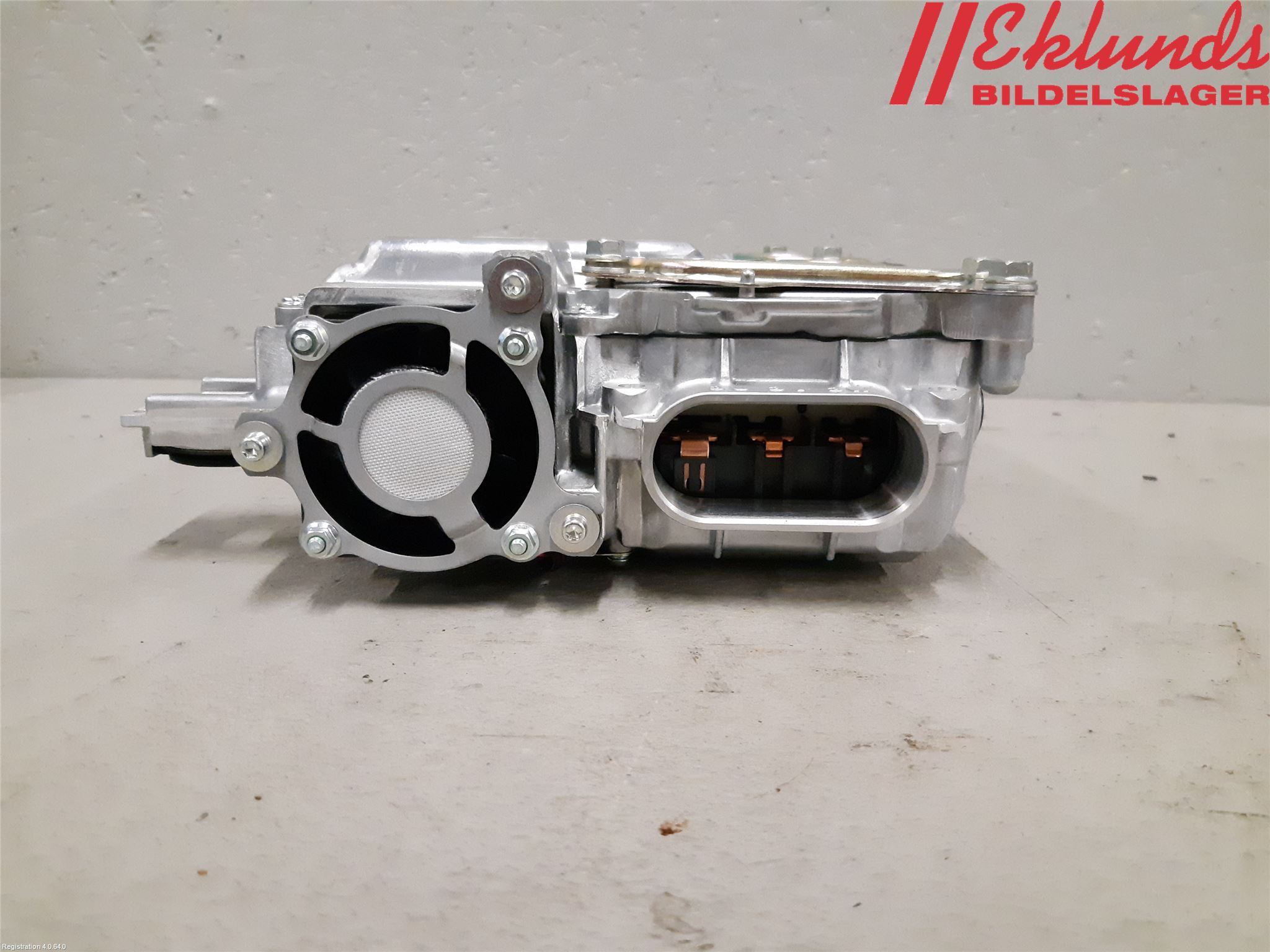 Lexus UX/300e 19- Inverter Hybrid