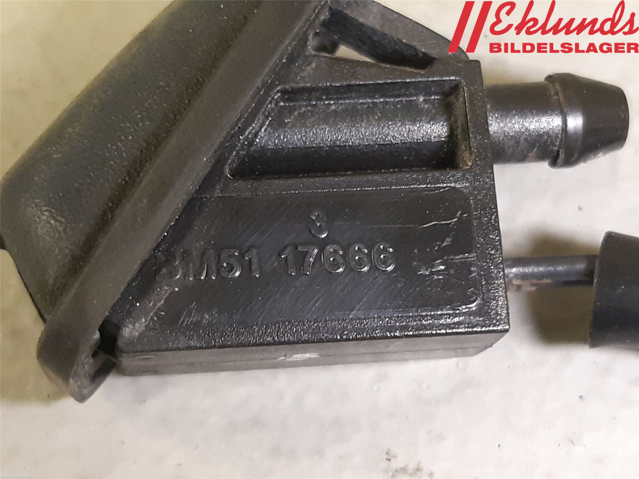 Ford C-MAX ll 15-19 Spolarmunstycke Rutor