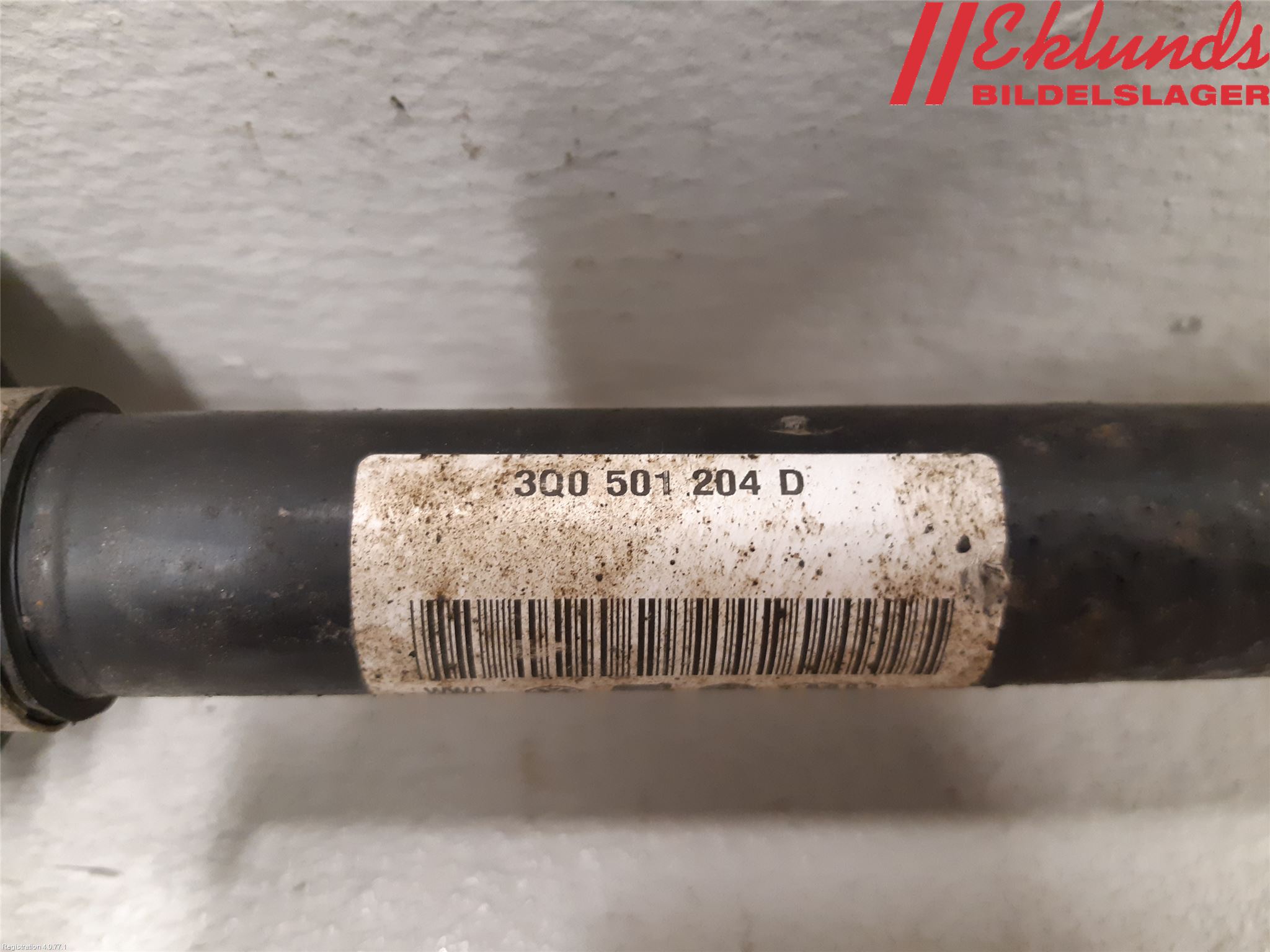 Volkswagen VW TIGUAN 16-24 Drivaxel Bak Höger