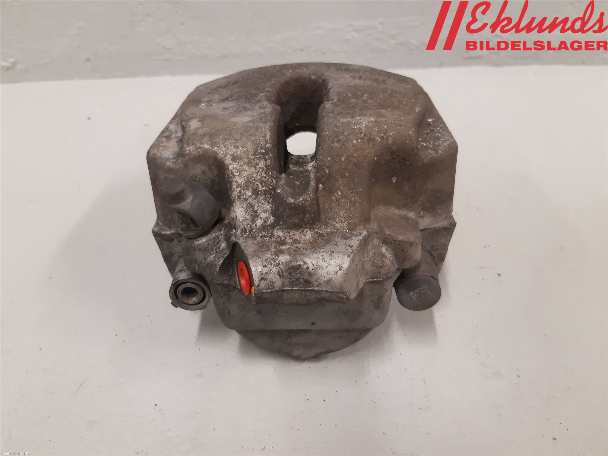 BMW 5 F10/F11/F18 09-17 Bromsok Fram Höger