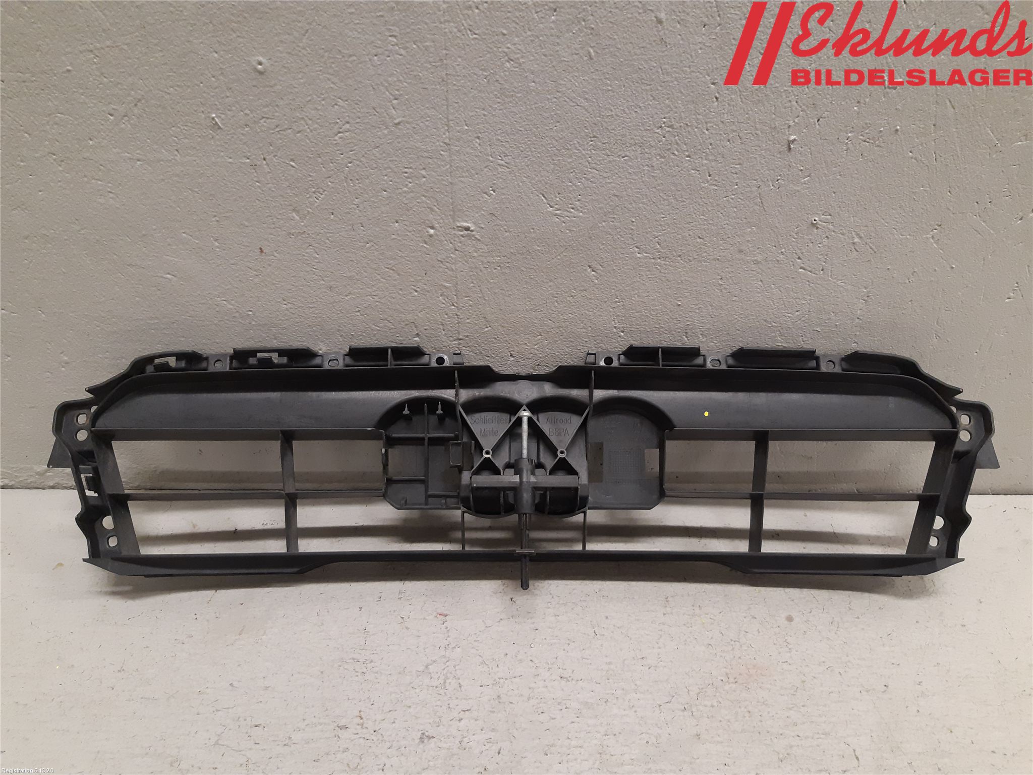 Audi A4 ALLROAD 09-16 Stöt Utfyllnad-List-Grill