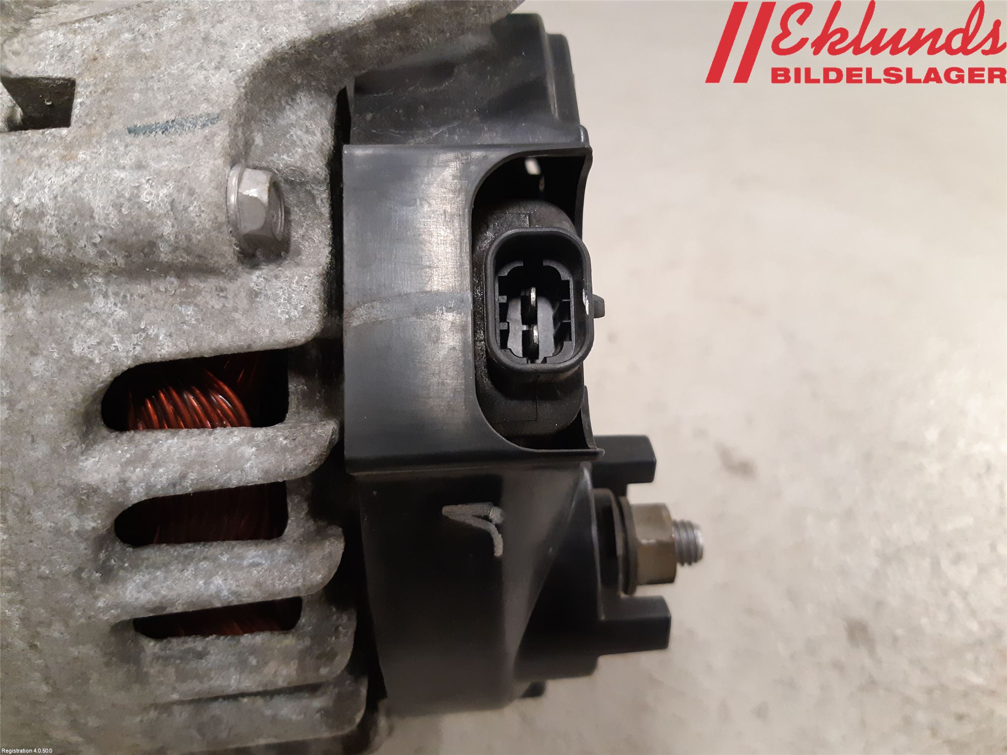 Opel ASTRA J 10-15 Generator