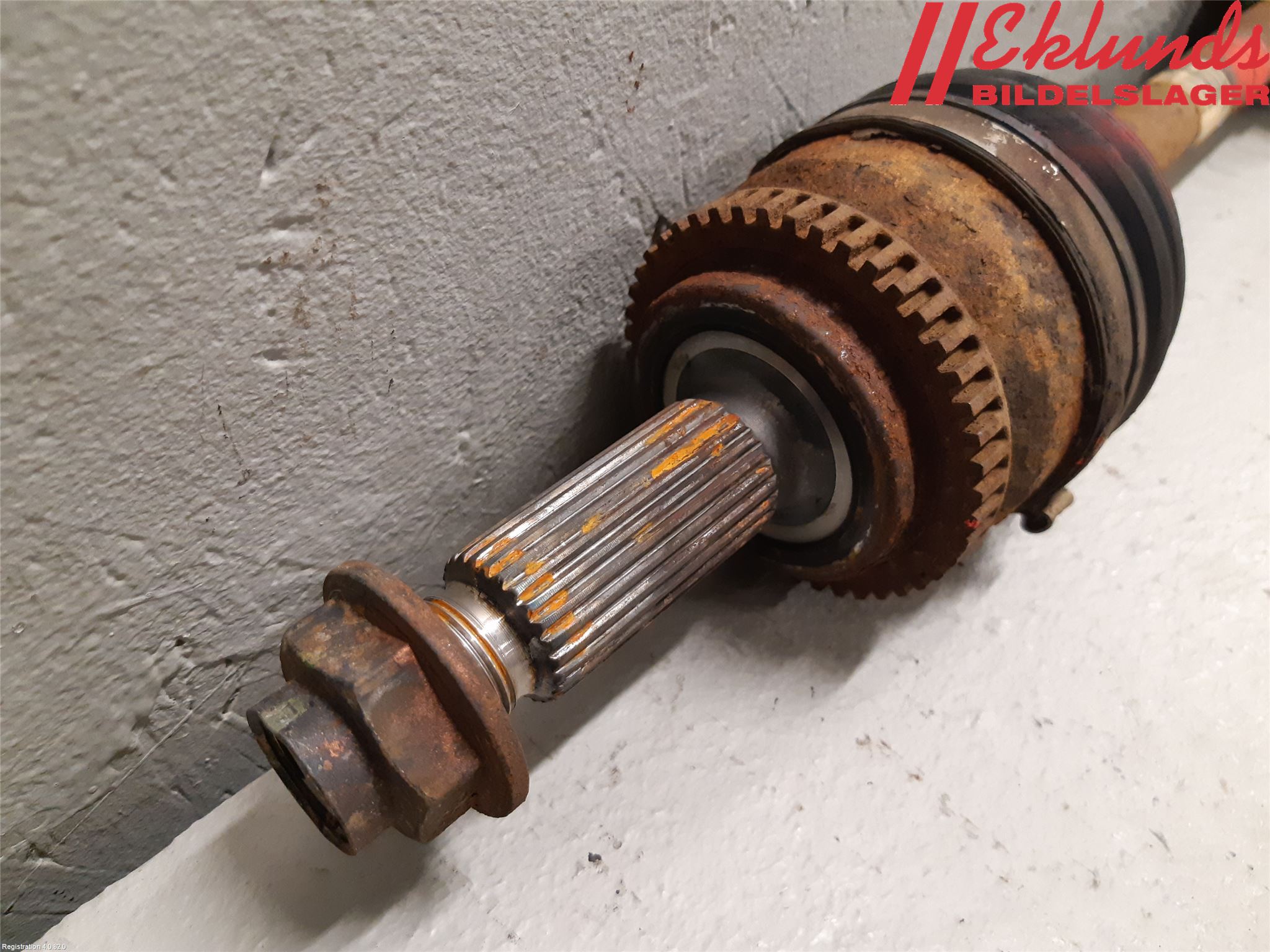 Kia CEED 12-18 Drivaxel Fram Vänster