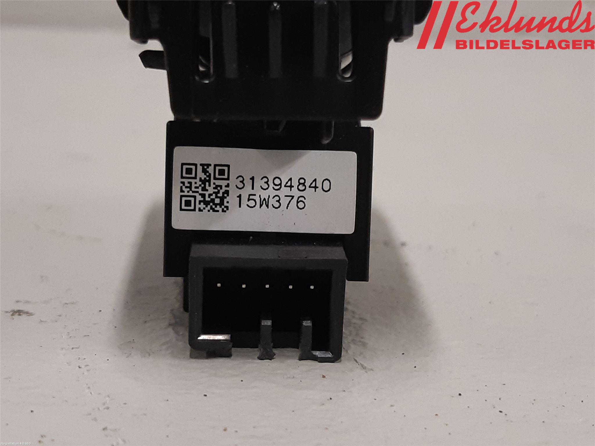 Volvo V40 12-19 Strömställare Elhiss