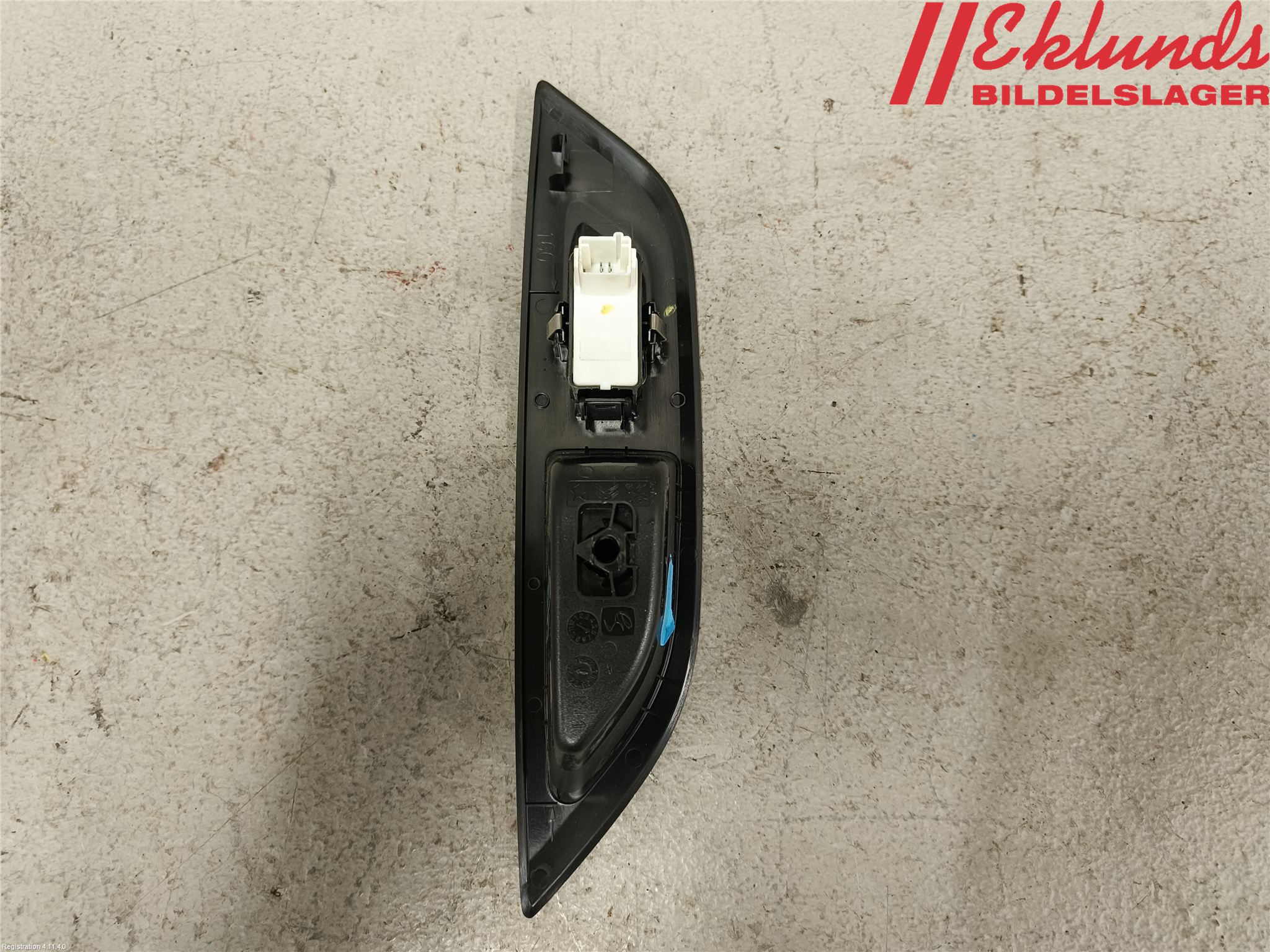 Peugeot 2008/E-2008 20- Strömställare Elhiss