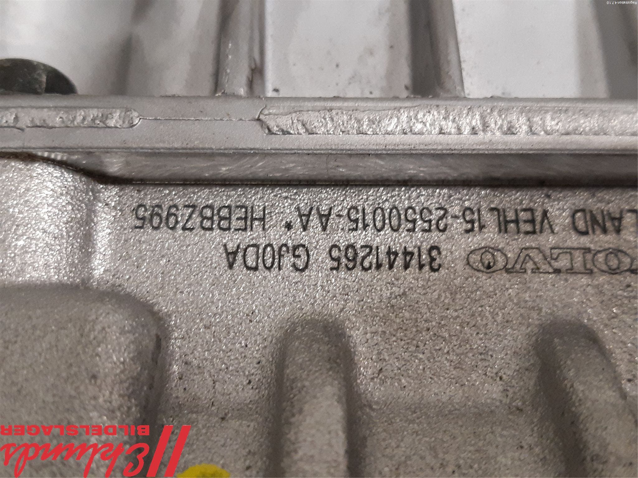 Volvo XC90/RECHARGE 16- Kompressor Remdriven