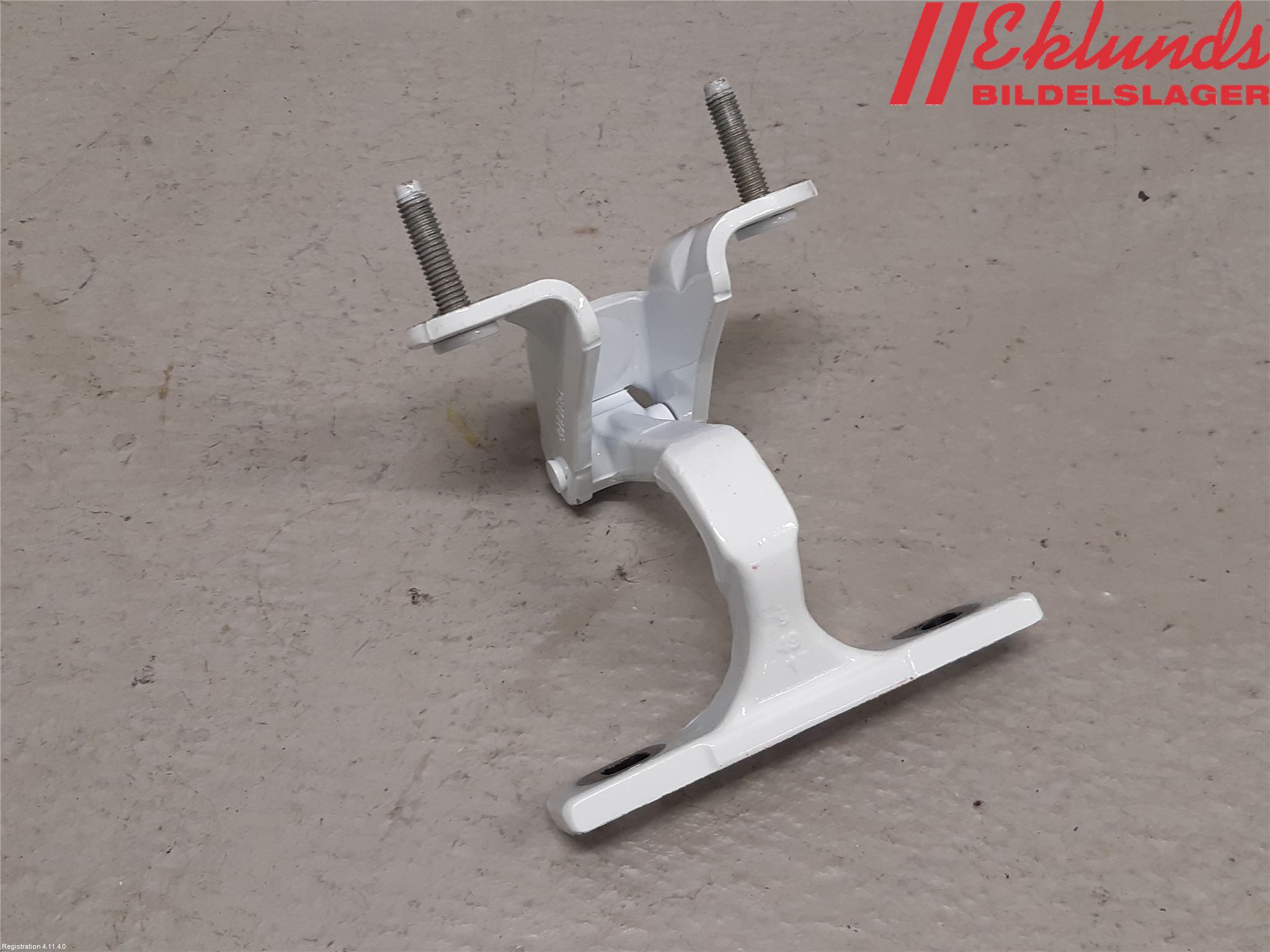 Tesla MODEL Y 21- Bakluckegångjärn Vä