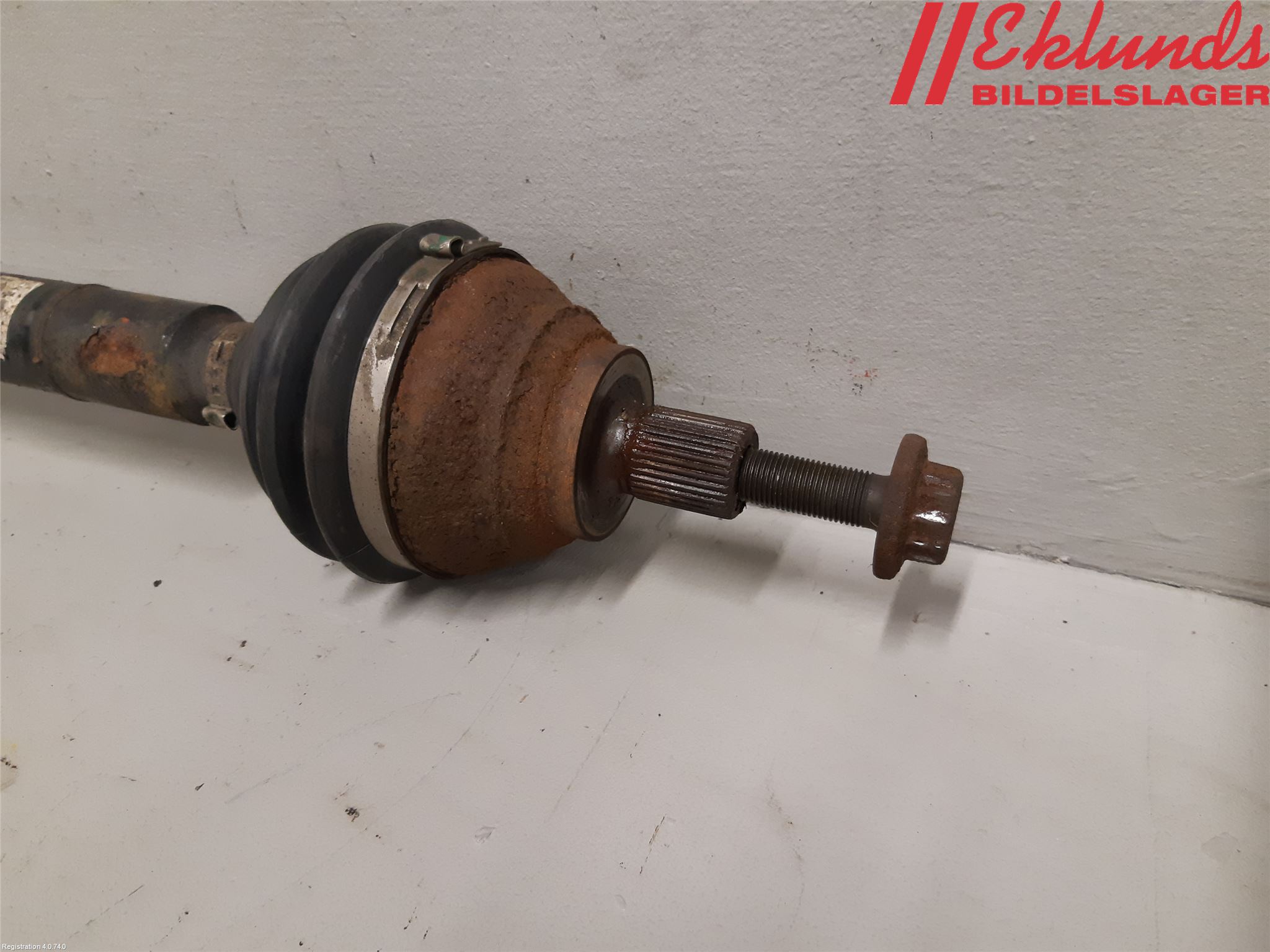 Volkswagen VW GOLF VI 09-13 Drivaxel Fram Höger