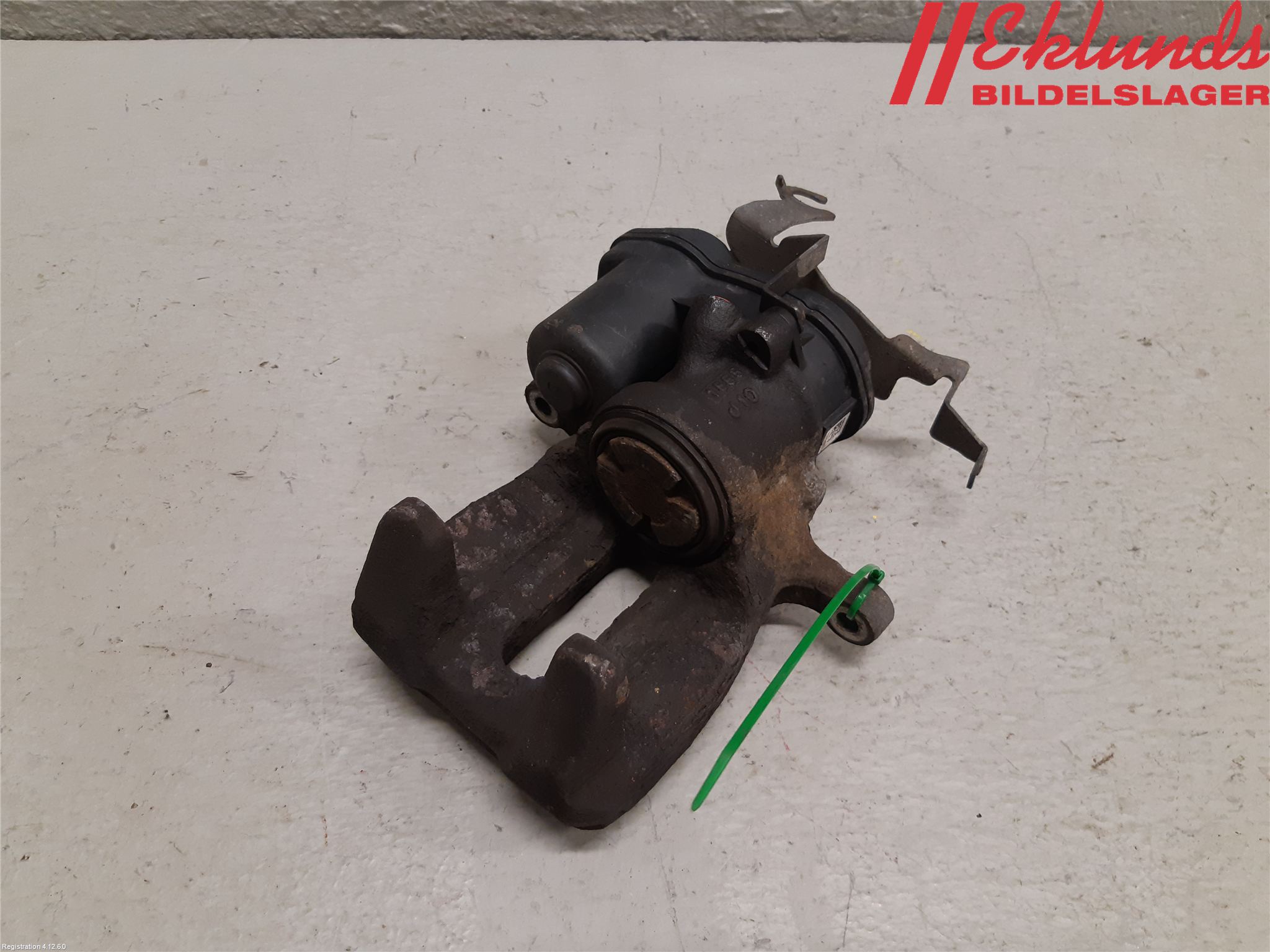 BMW 7 G11/G12 15-22 Bromsok Bak Höger