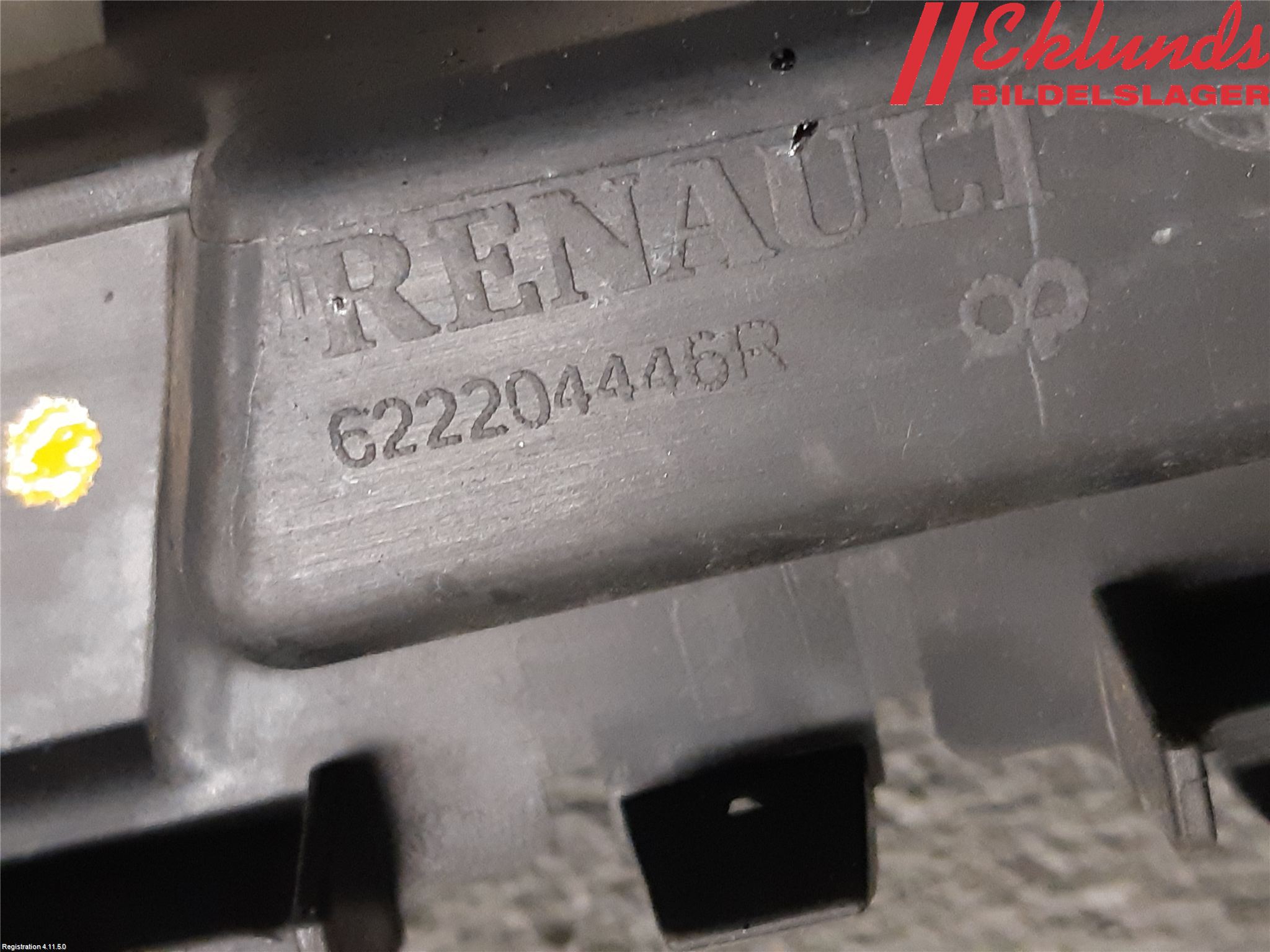 Renault TRAFIC/E-TECH 15- Stötfångarfäste Fram Hö