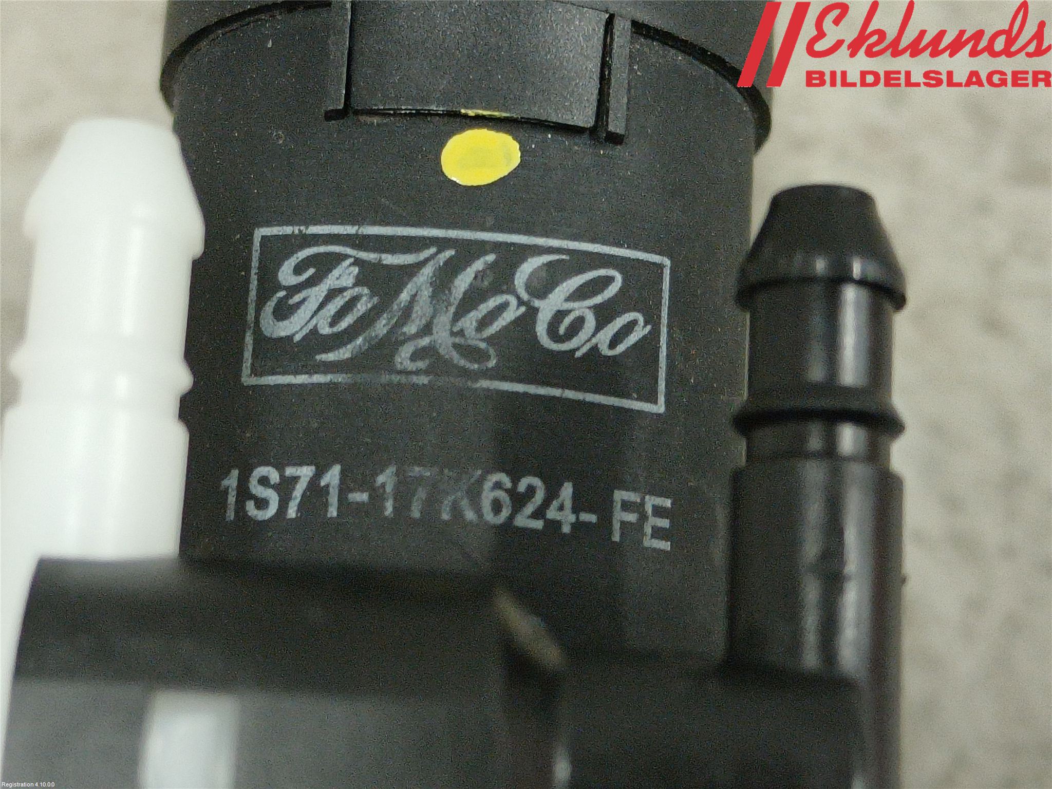 Ford KUGA 08-12 Spolarpump Vindruta