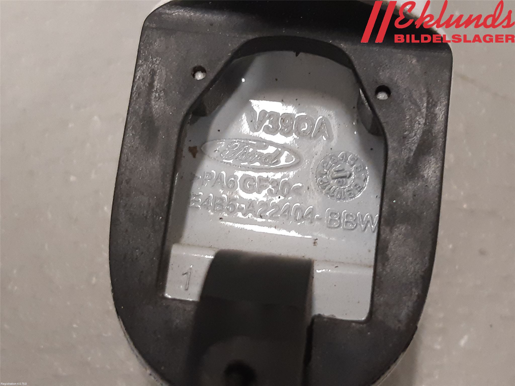 Ford KA+ 16-20 Dörrhandtag Yttre Vä