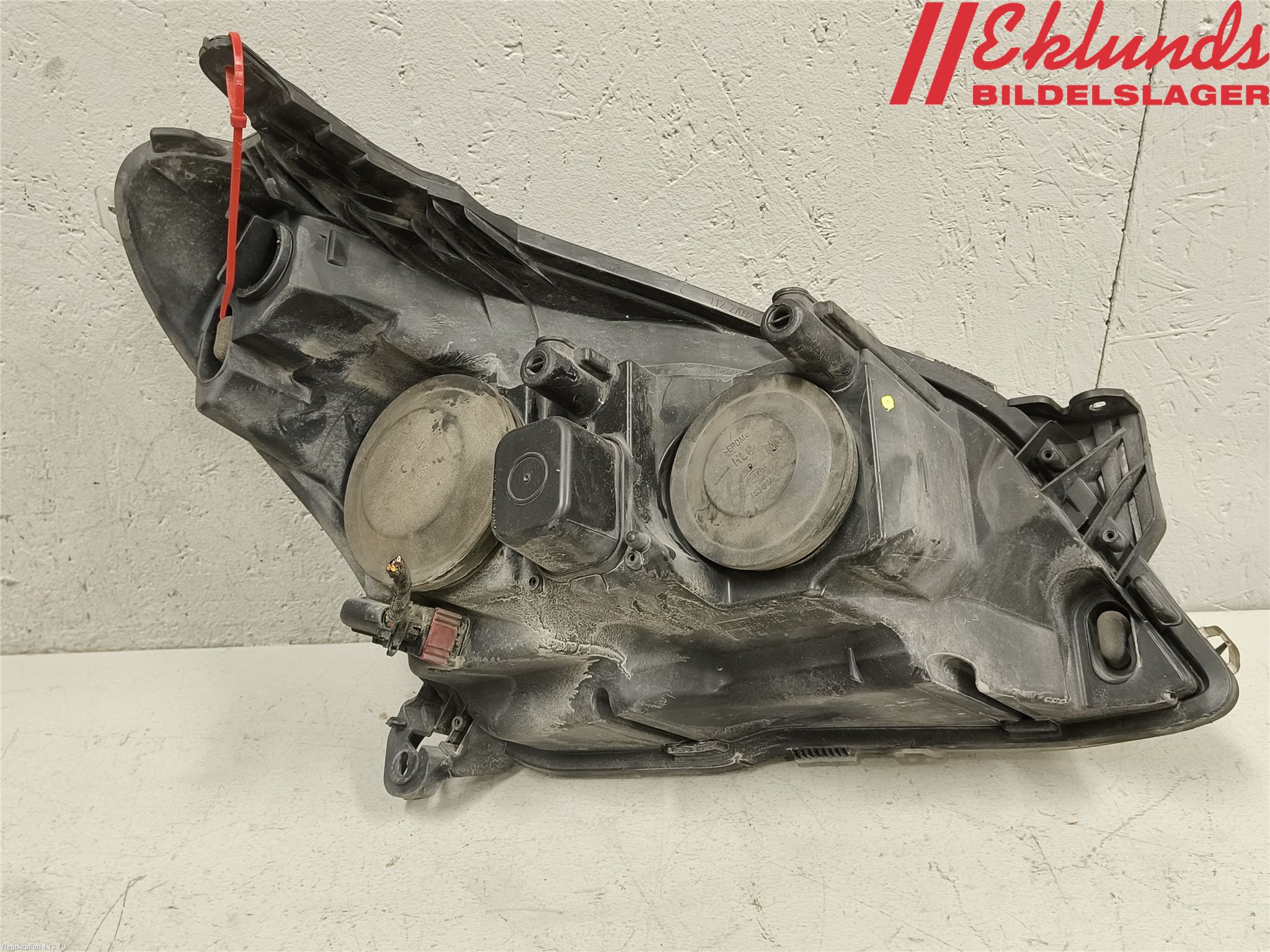Opel ASTRA J 10-15 Strålkastare Vänster