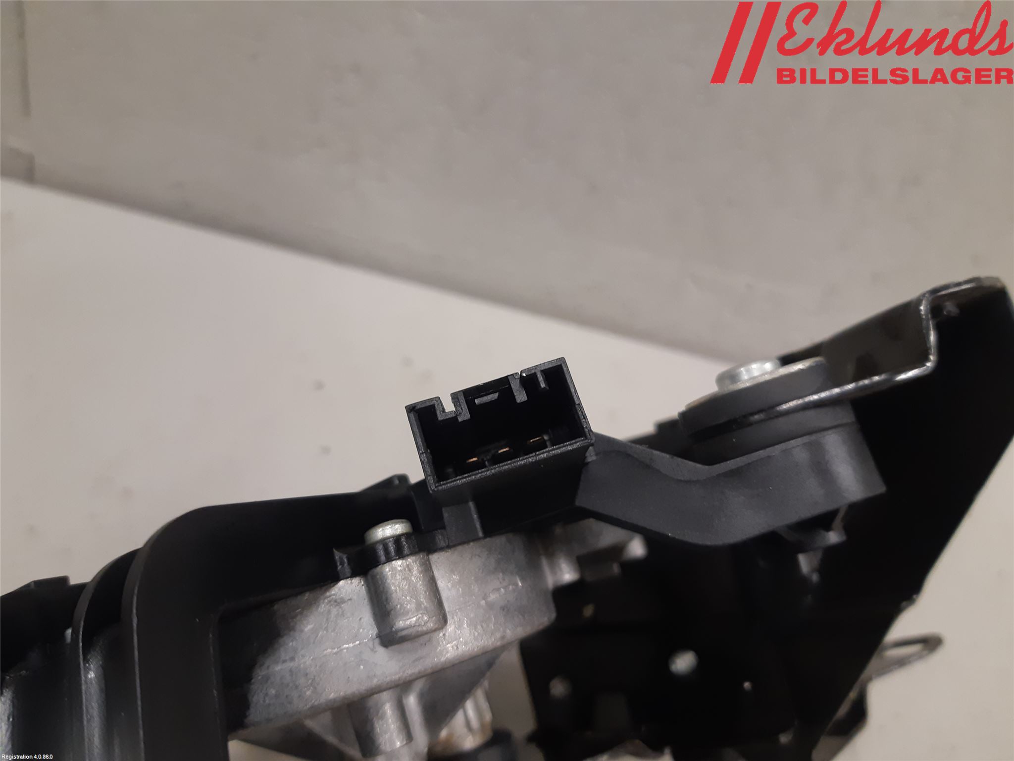 BMW 5 E60/61 Sed/Tou 02-10 Torkarmotor Baklucka