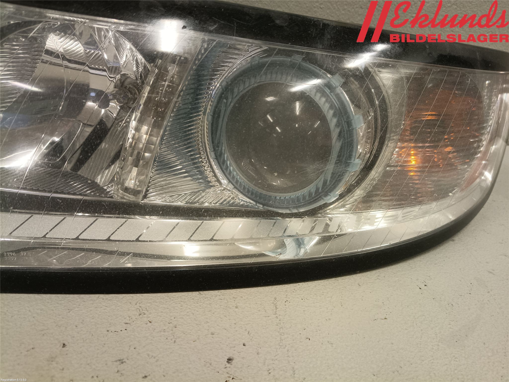 Volvo V50 08-12 Strålkastare Vänster