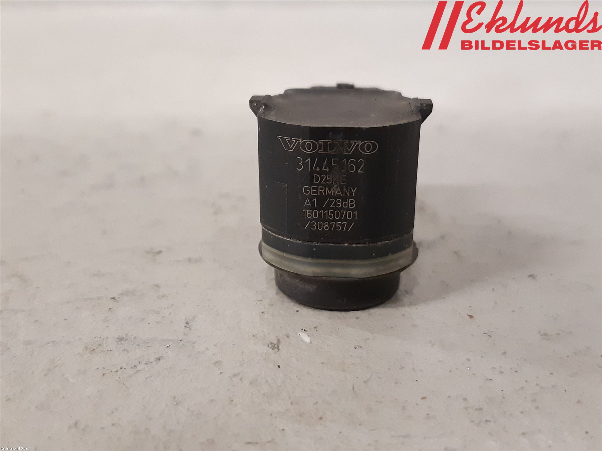 Volvo V40 CROSS COUNTRY 13-19 Parkeringshjälp Backsensor