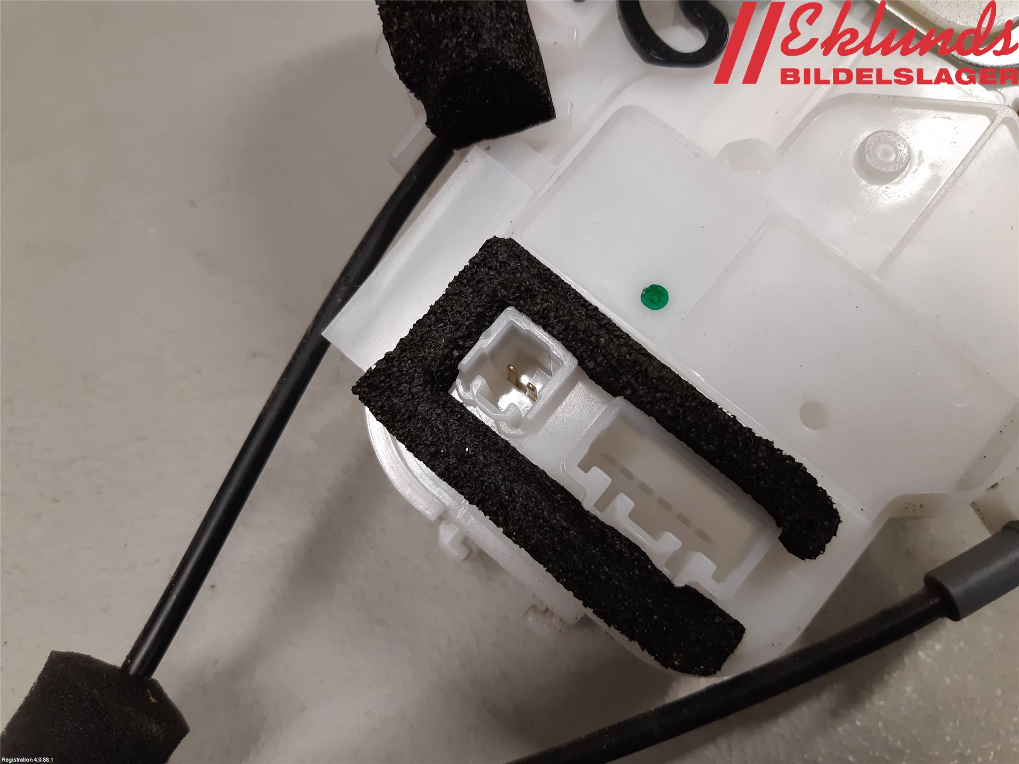 Subaru OUTBACK 10-15 Låskista-Dörrlås