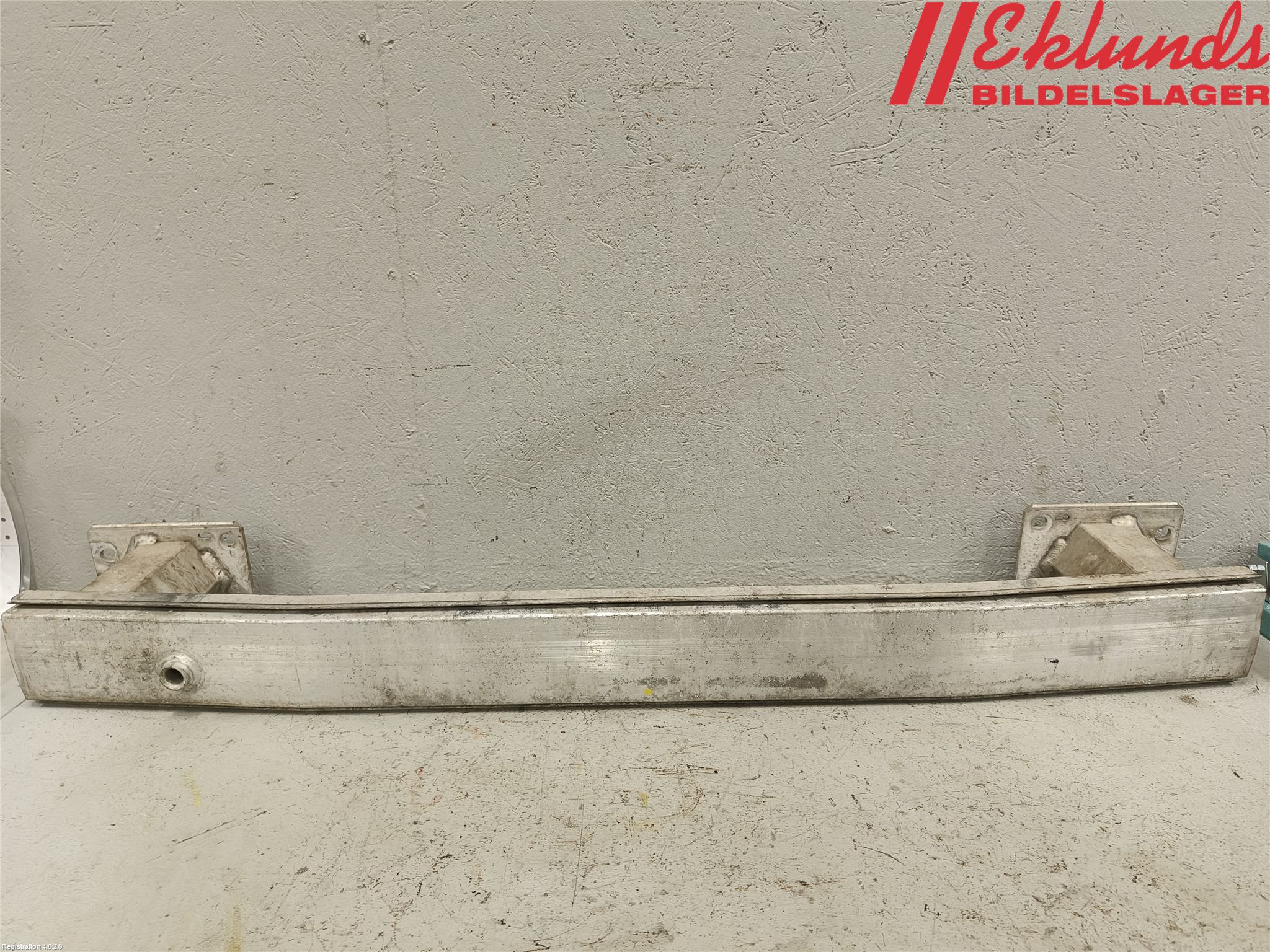 Peugeot PARTNER 08-15 Stötfångarbalk Fram