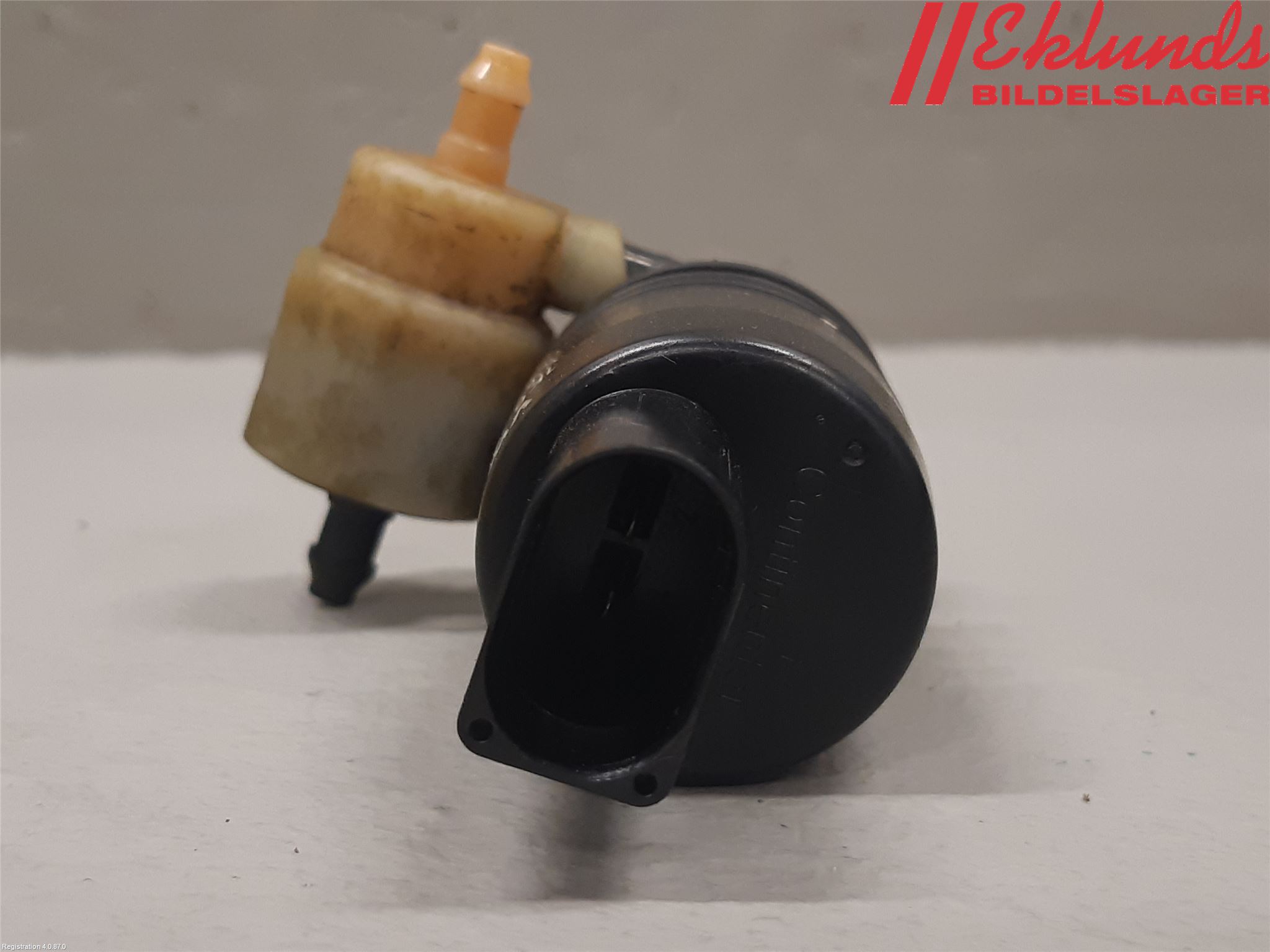 Volkswagen VW PASSAT 11-14 Spolarpump Vindruta