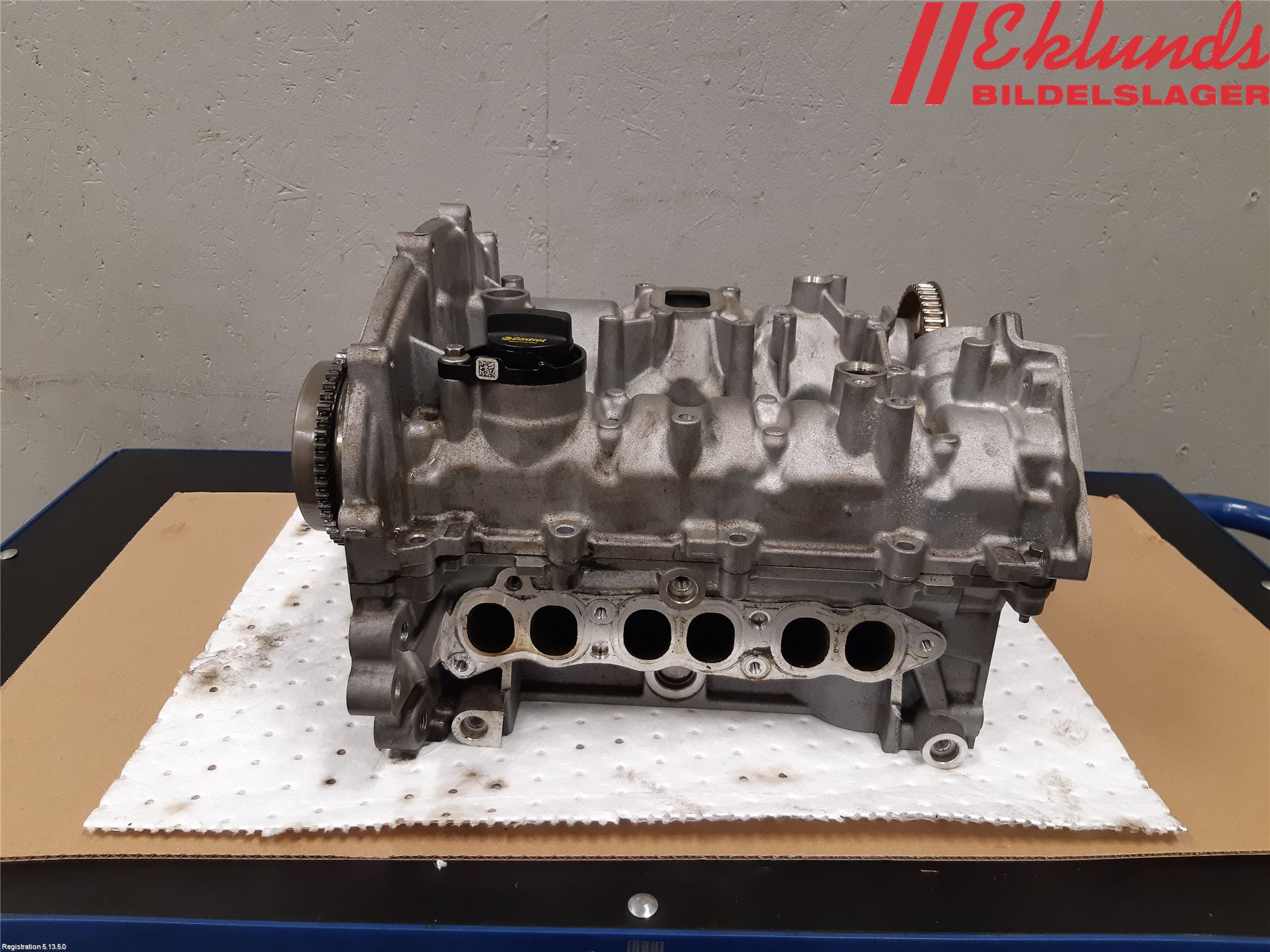 Ford FOCUS 19- Topplock Bensin