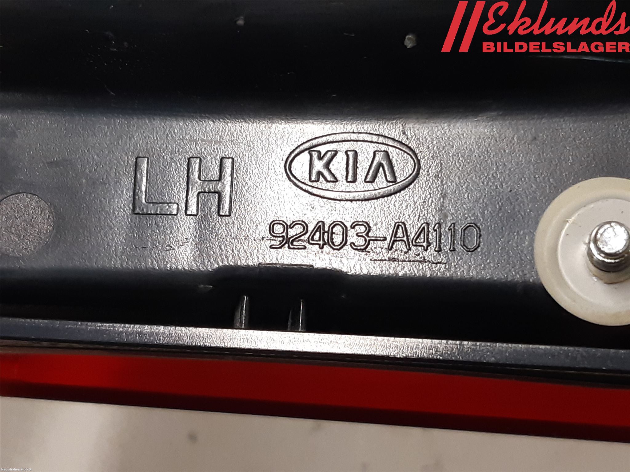 Kia CARENS III 13-19 Bakljus Lucka Vä