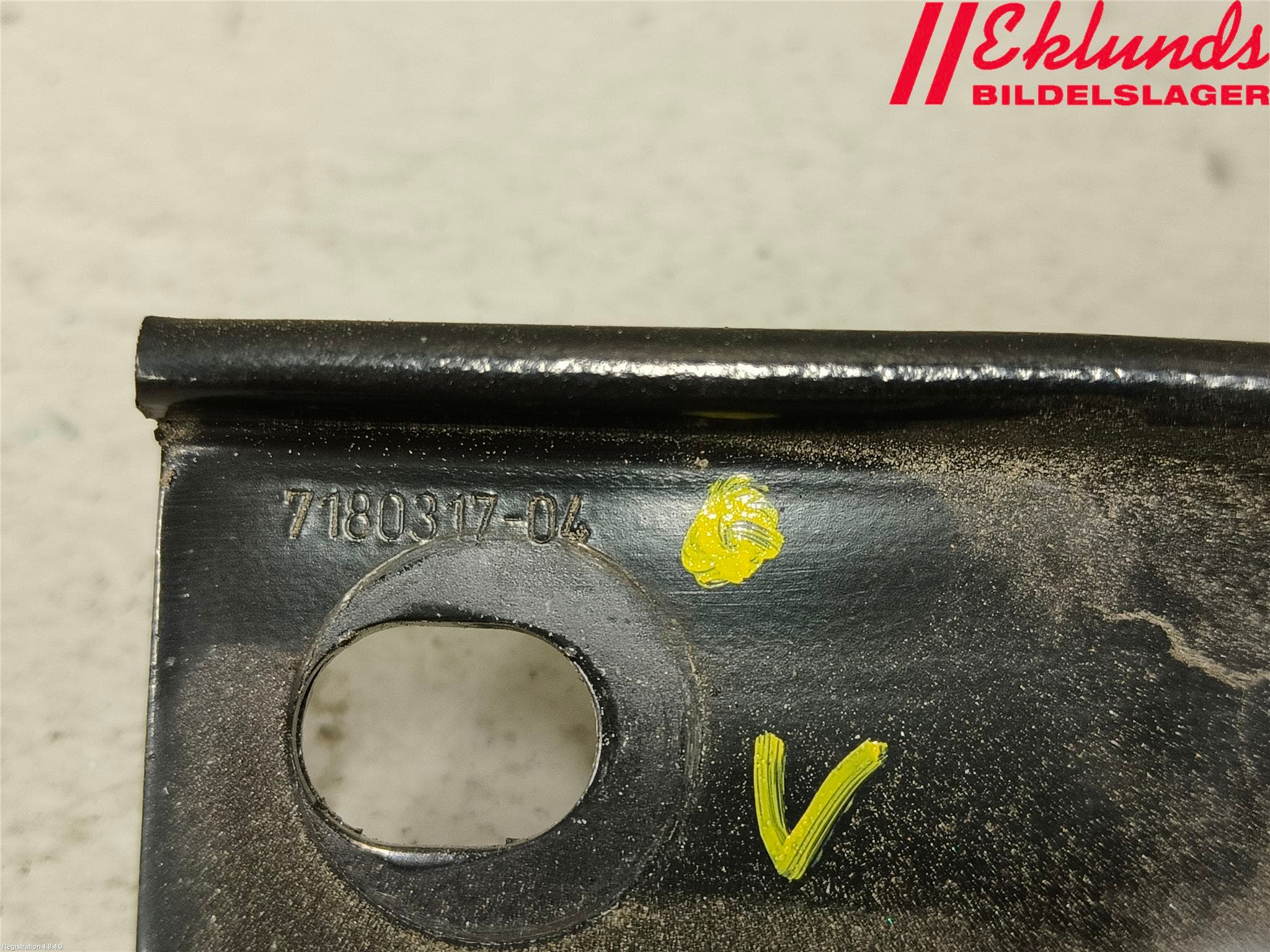 BMW 5 F10/F11/F18 09-17 Momentstag Fram