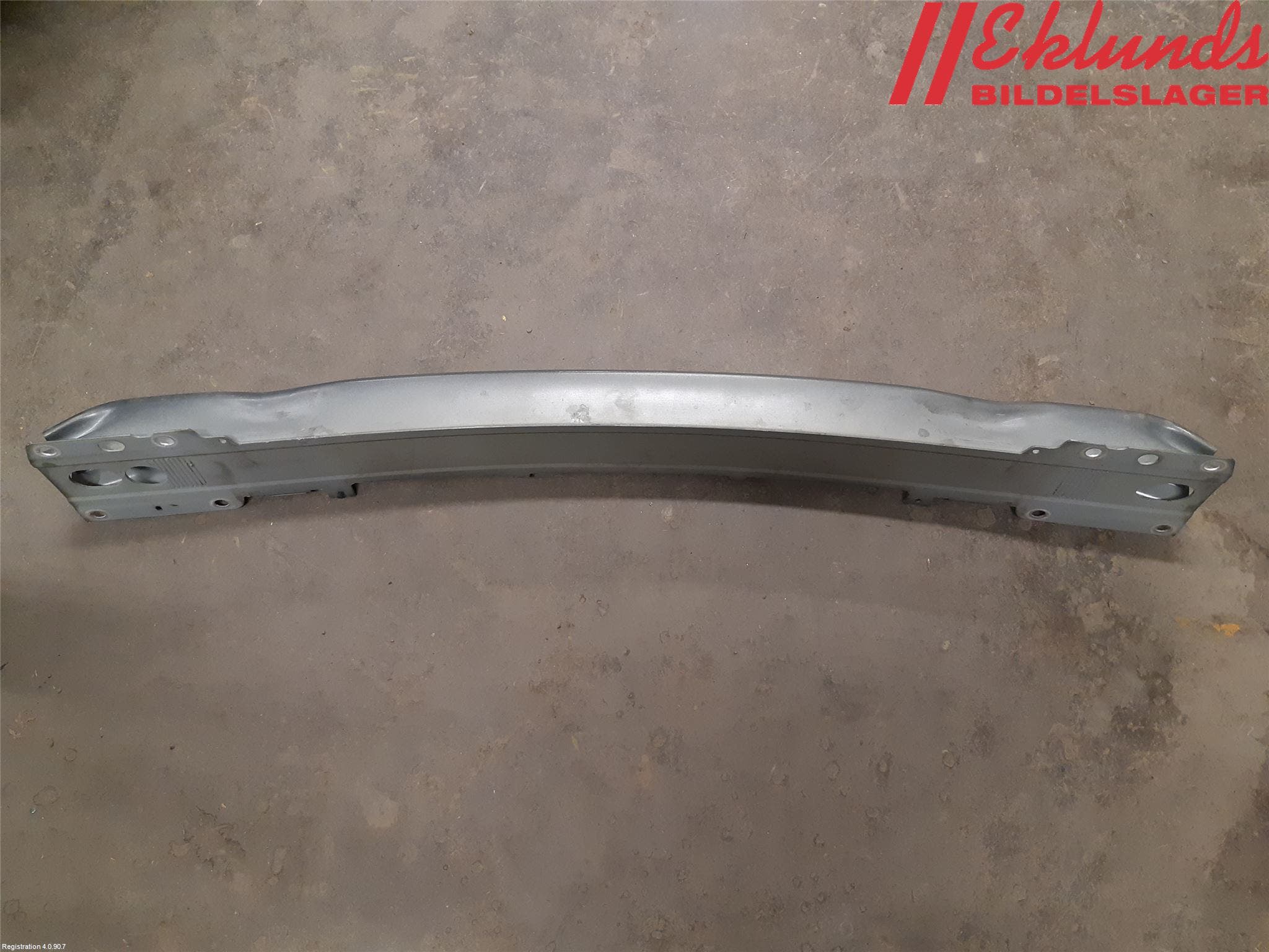 Volvo V70 08-13 Stötfångarbalk Fram