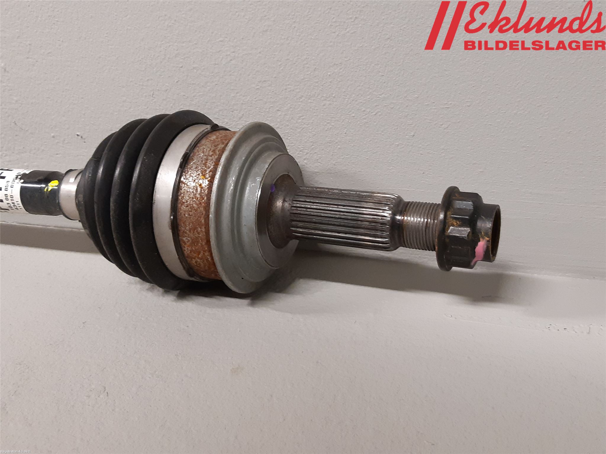 Toyota YARIS XP130 15-20 Drivaxel Fram Höger