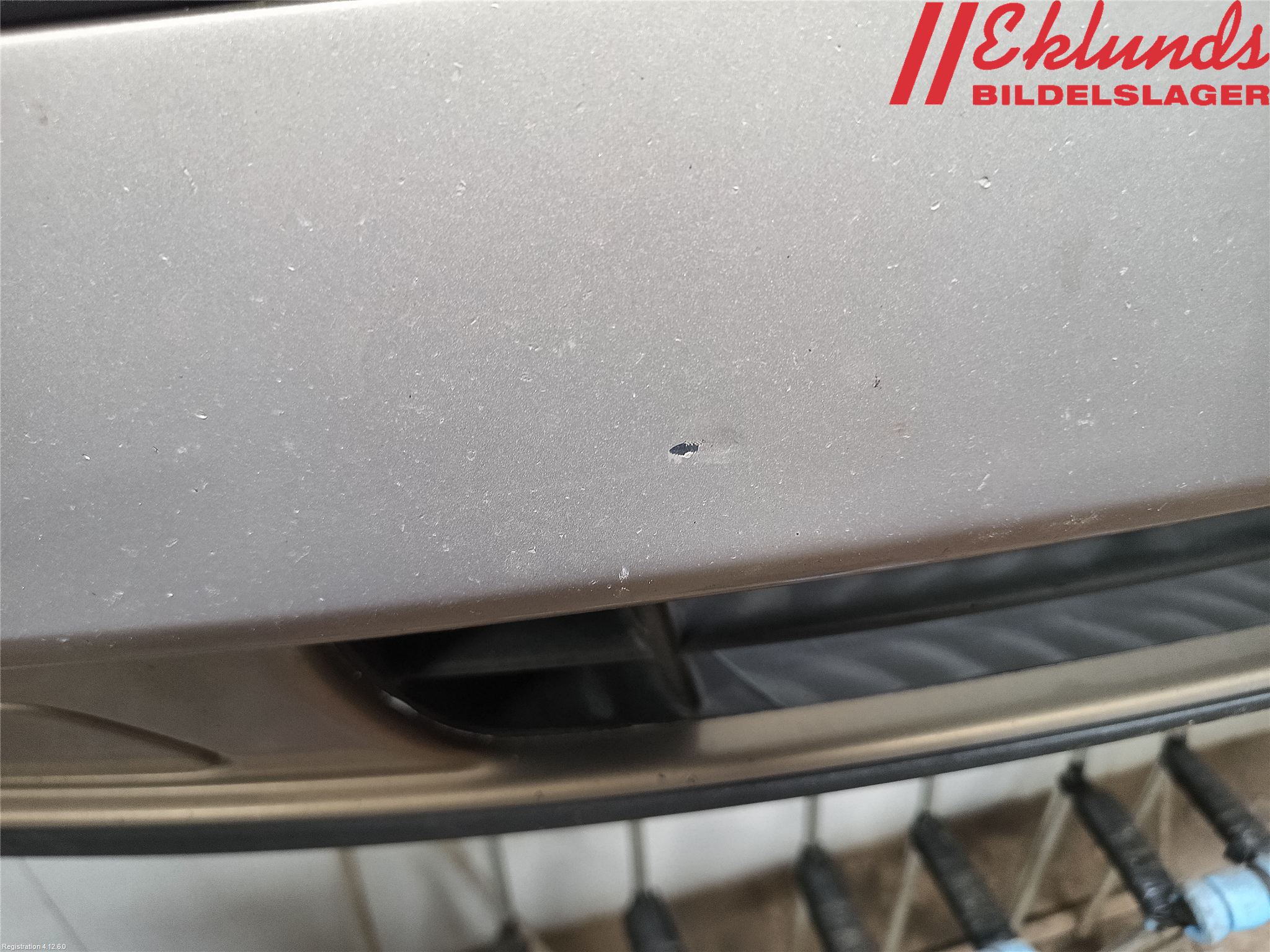 Volvo V70 00-04 Stötfångarbeklädnad Fram