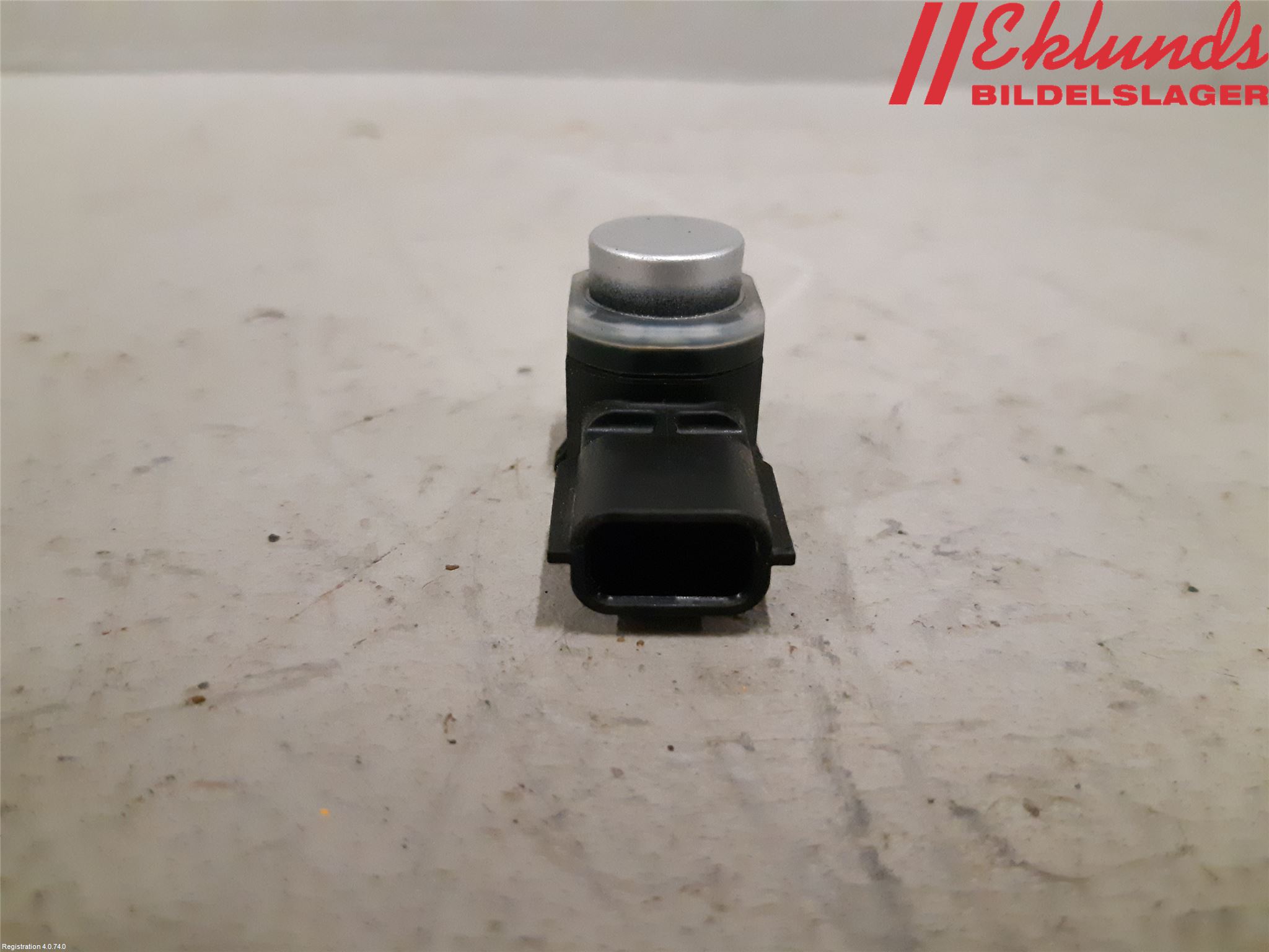 Renault CAPTUR 13-19 Parkeringshjälp Backsensor