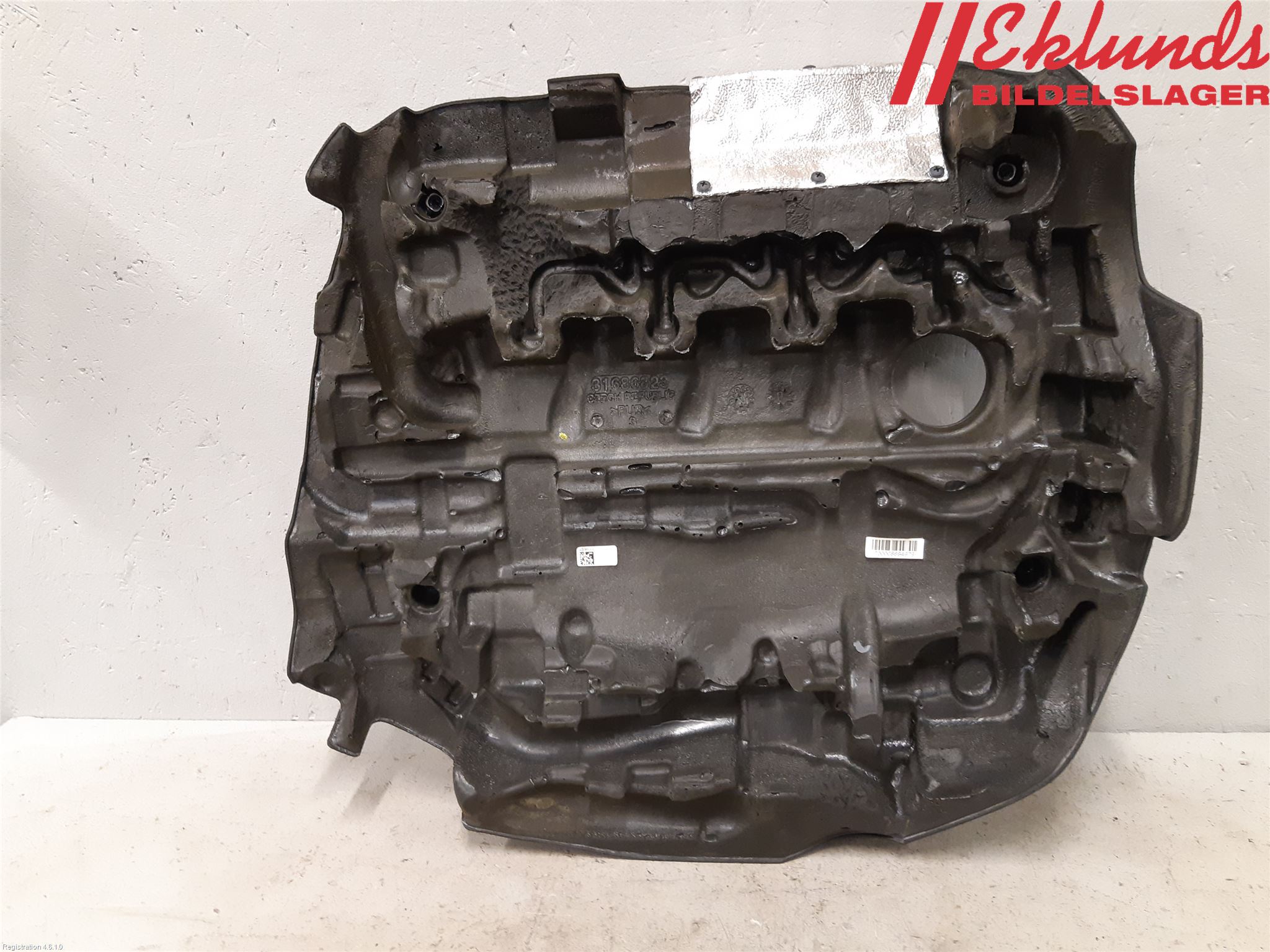 Volvo V90 17->> Motorkåpa