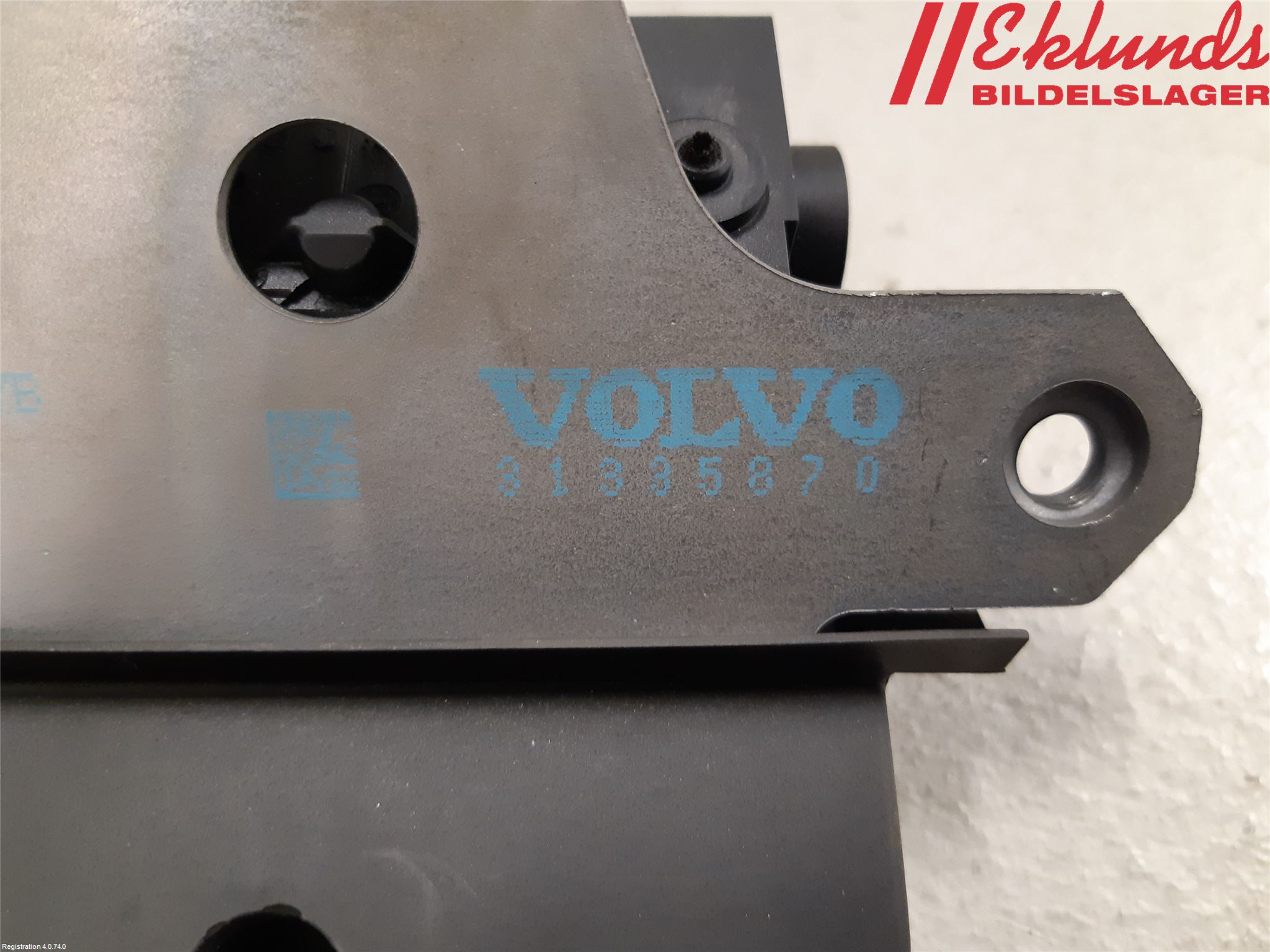 Volvo V40 12-19 Låskista Baklucka