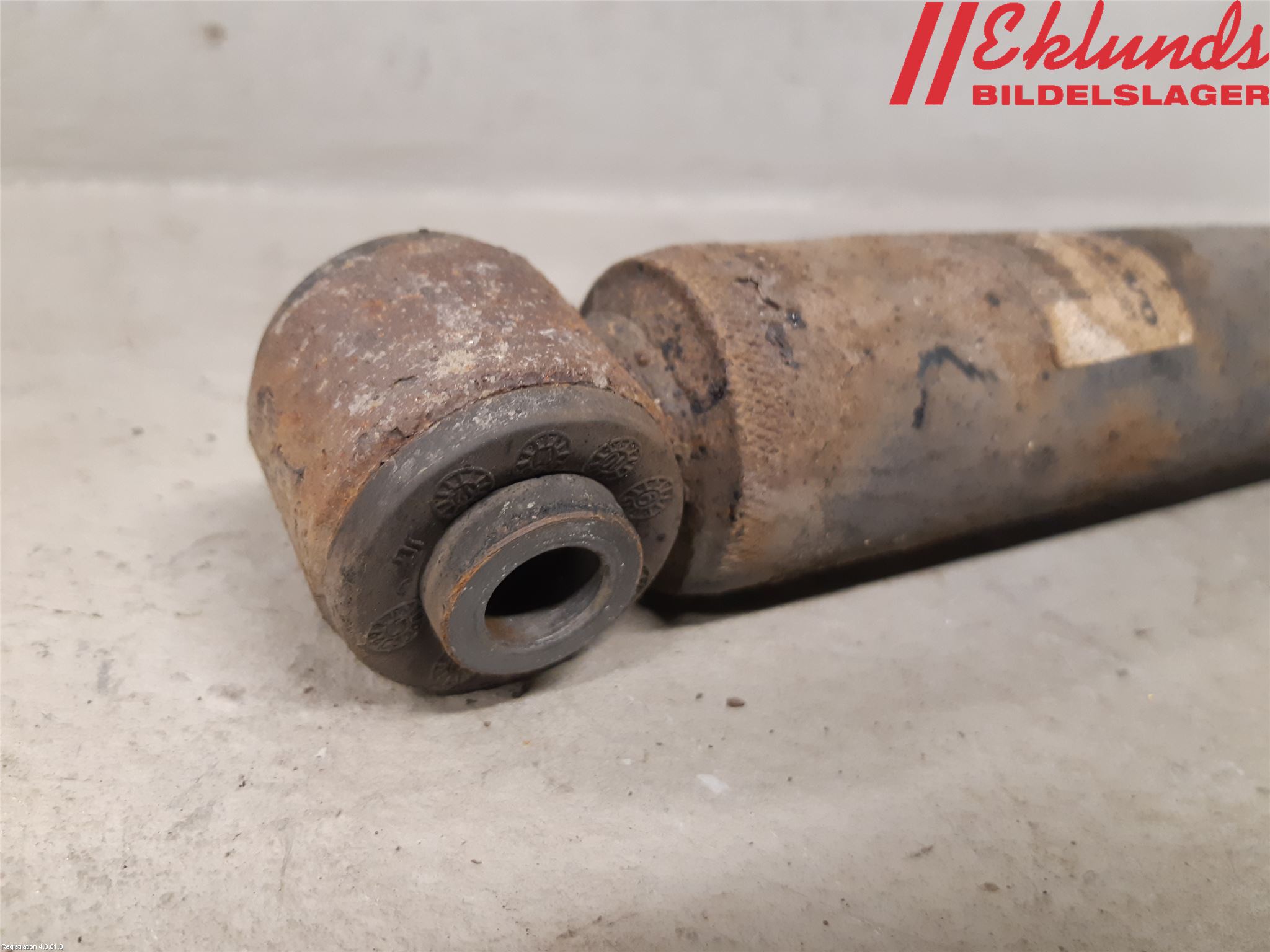 Volvo V70 08-13 Stötdämpare Bak