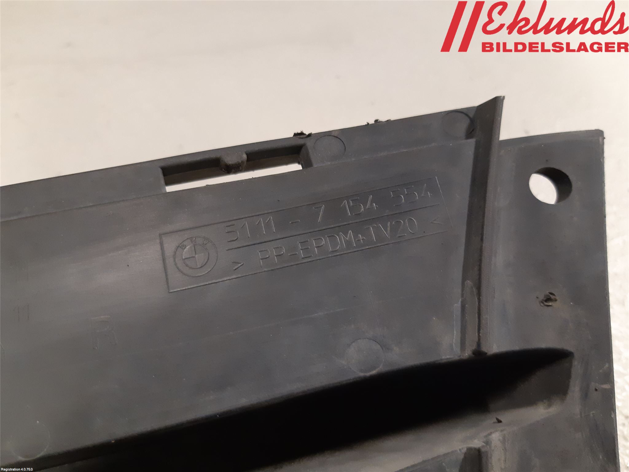 BMW 3 E90/91 SED/TOU 05-12 Stöt Utfyllnad-List-Grill